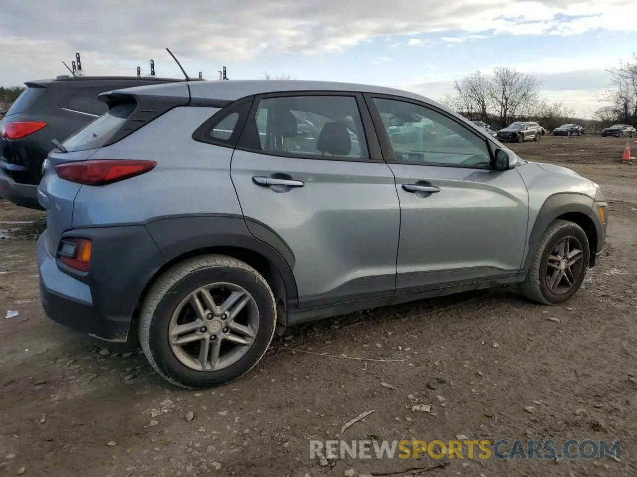 3 Photograph of a damaged car KM8K12AA4LU474843 HYUNDAI KONA 2020