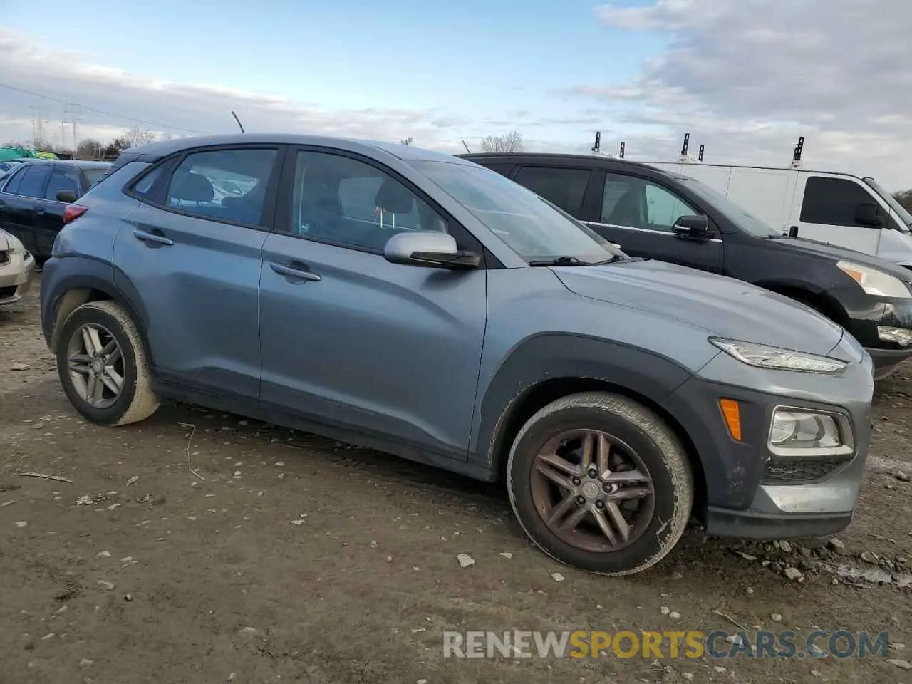 4 Photograph of a damaged car KM8K12AA4LU474843 HYUNDAI KONA 2020