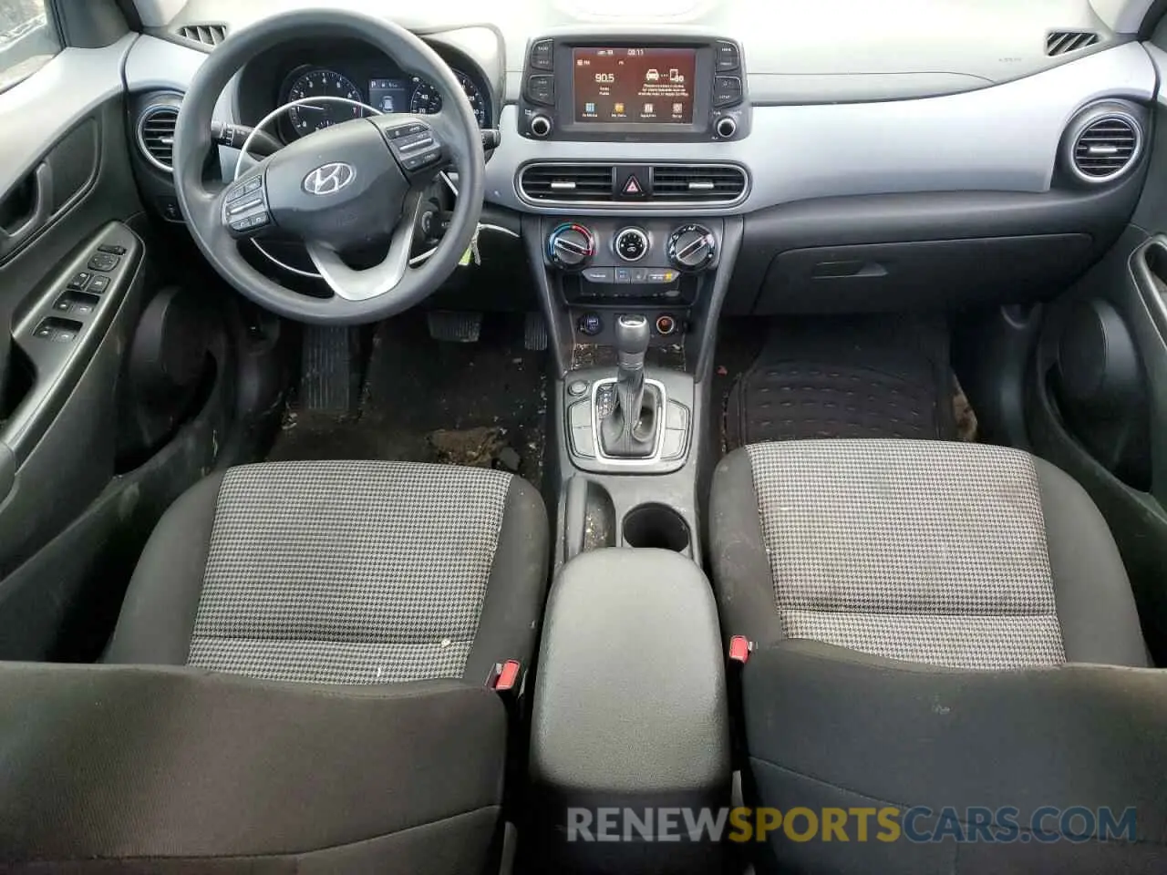 8 Photograph of a damaged car KM8K12AA4LU474843 HYUNDAI KONA 2020