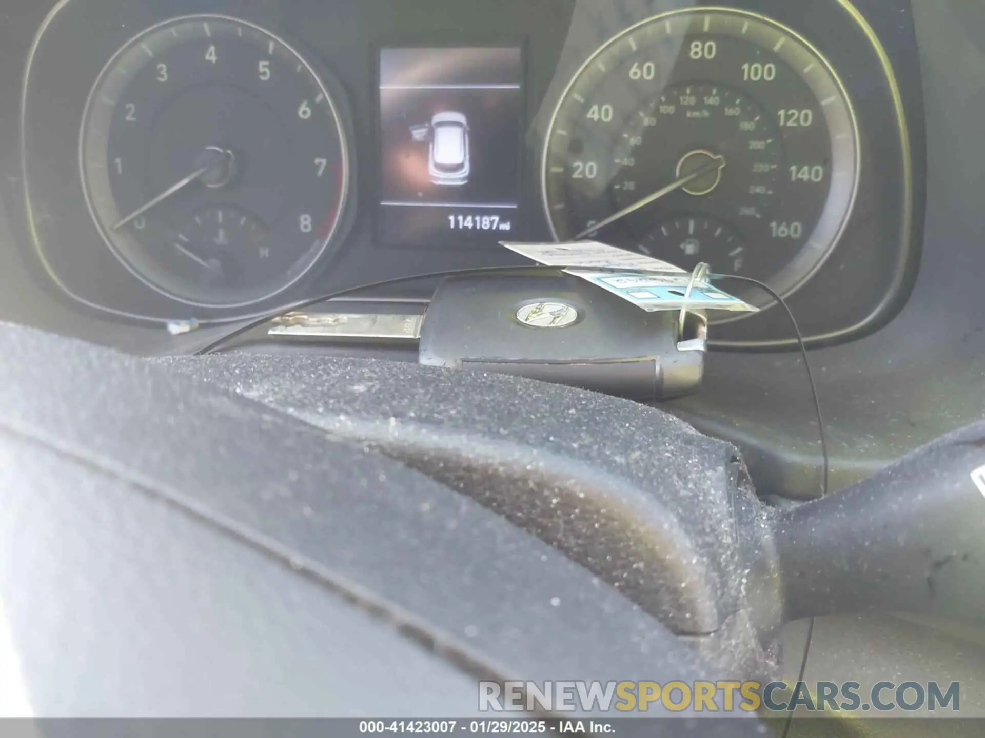 11 Photograph of a damaged car KM8K12AA4LU504536 HYUNDAI KONA 2020