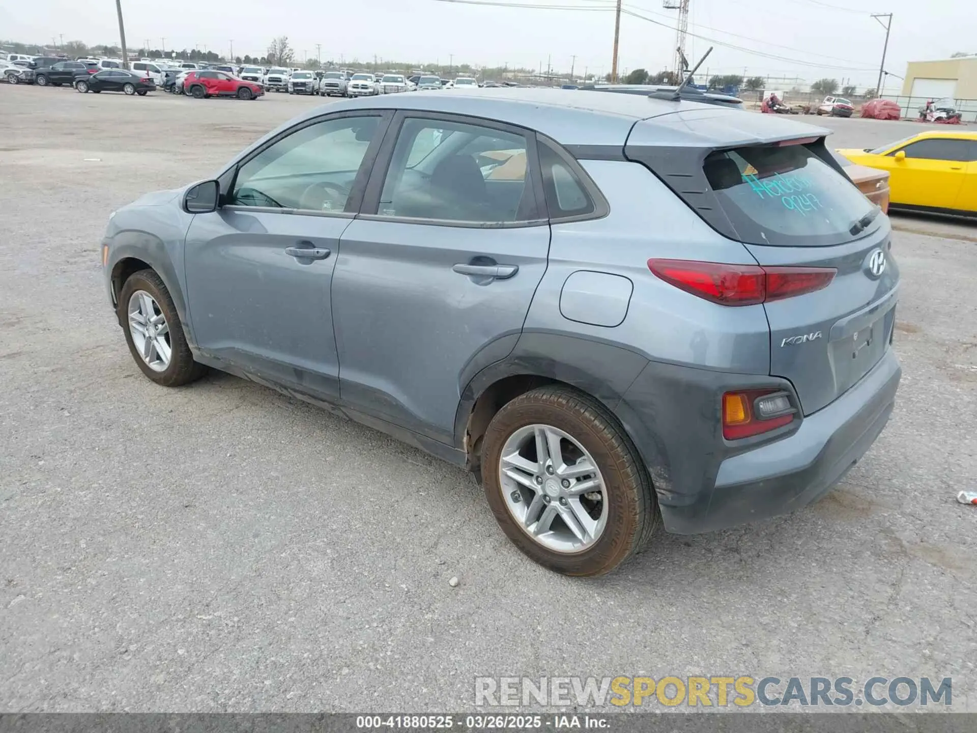 3 Photograph of a damaged car KM8K12AA4LU578409 HYUNDAI KONA 2020