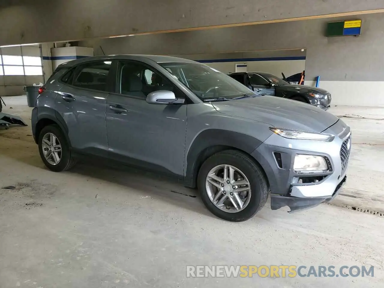 4 Photograph of a damaged car KM8K12AA5LU443746 HYUNDAI KONA 2020