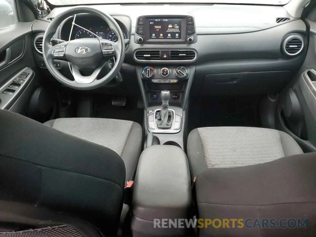 8 Photograph of a damaged car KM8K12AA6LU416622 HYUNDAI KONA 2020