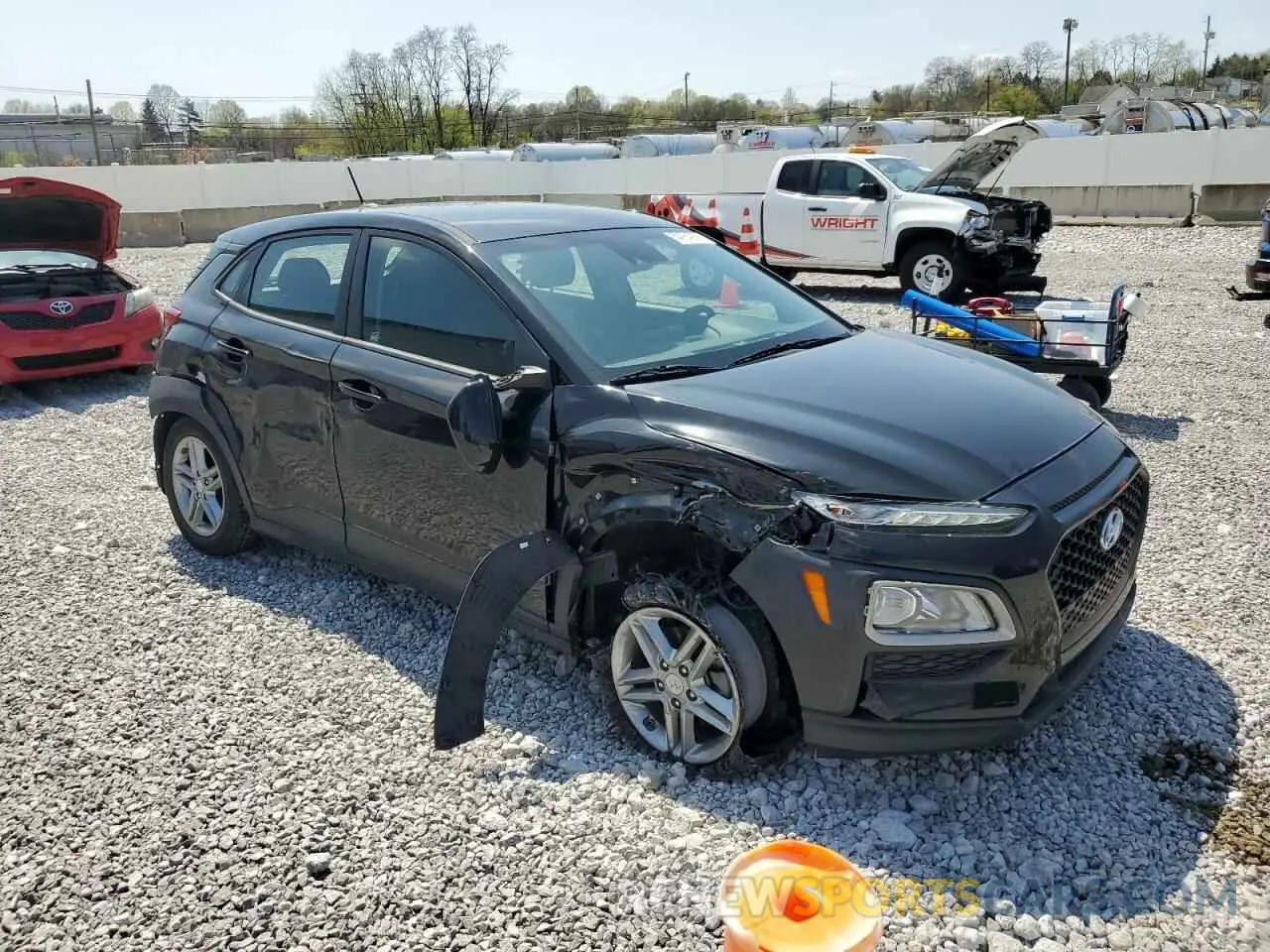 4 Photograph of a damaged car KM8K12AA6LU430973 HYUNDAI KONA 2020