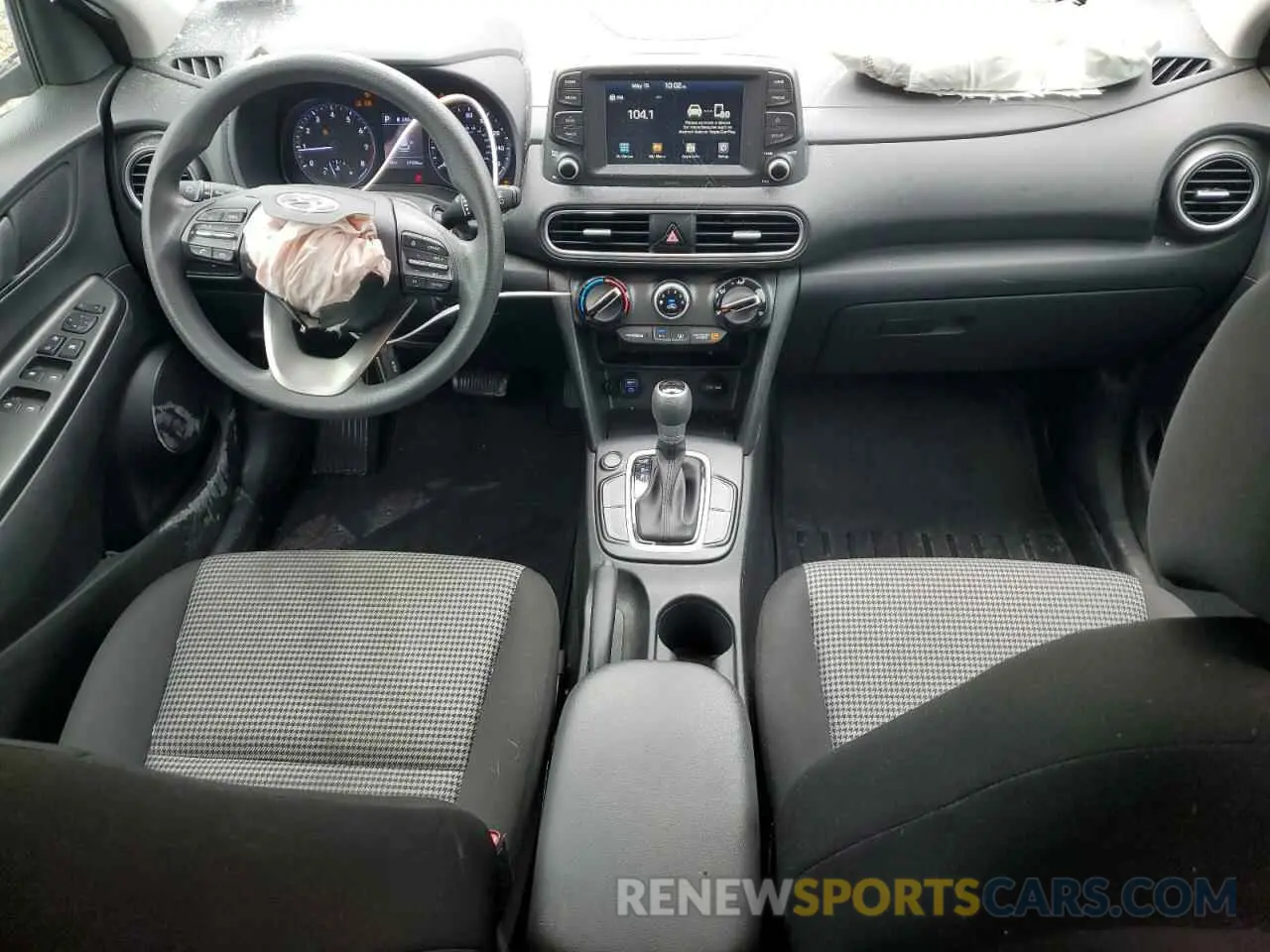 8 Photograph of a damaged car KM8K12AA6LU543614 HYUNDAI KONA 2020