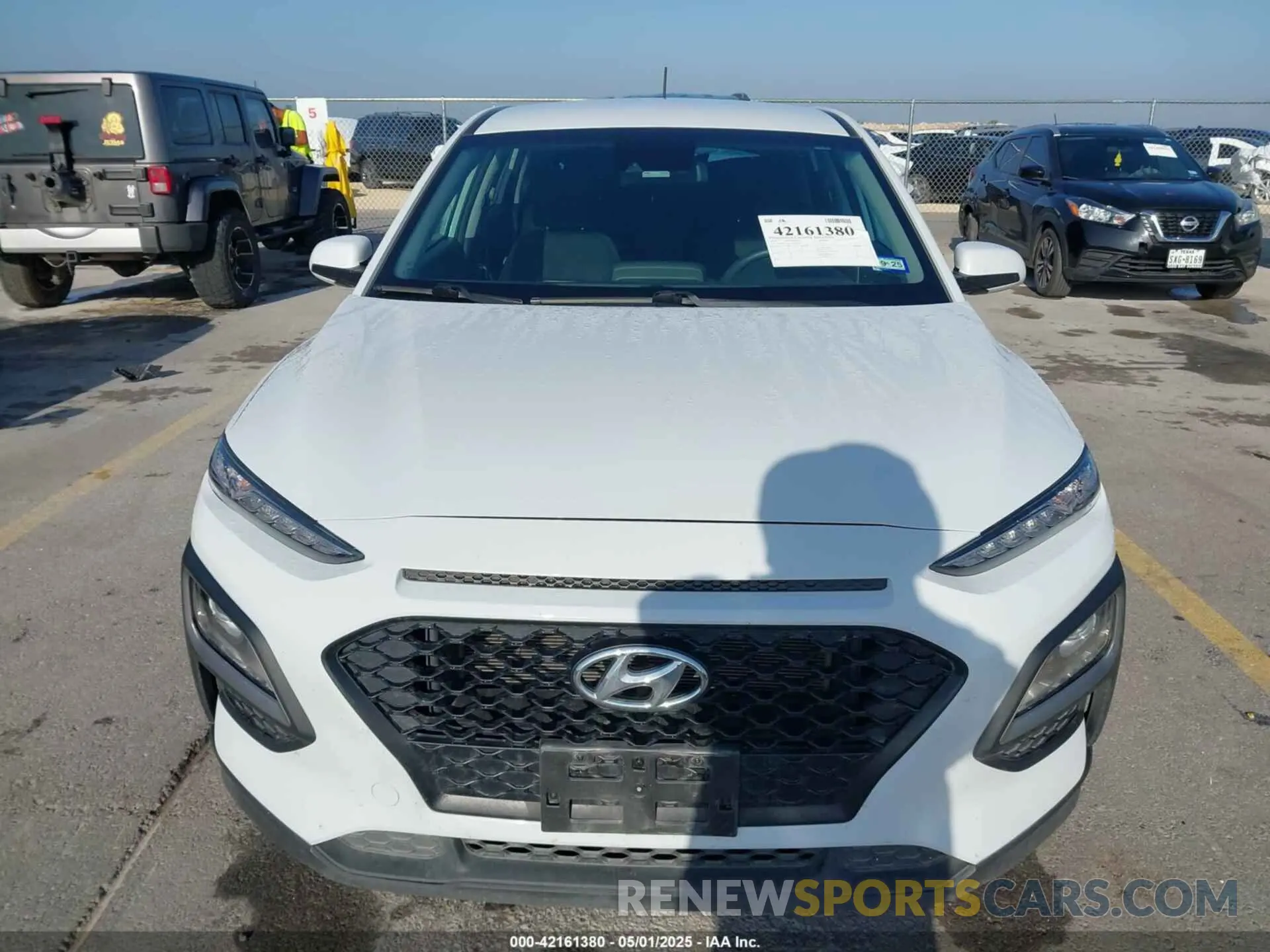 12 Photograph of a damaged car KM8K12AA7LU441738 HYUNDAI KONA 2020