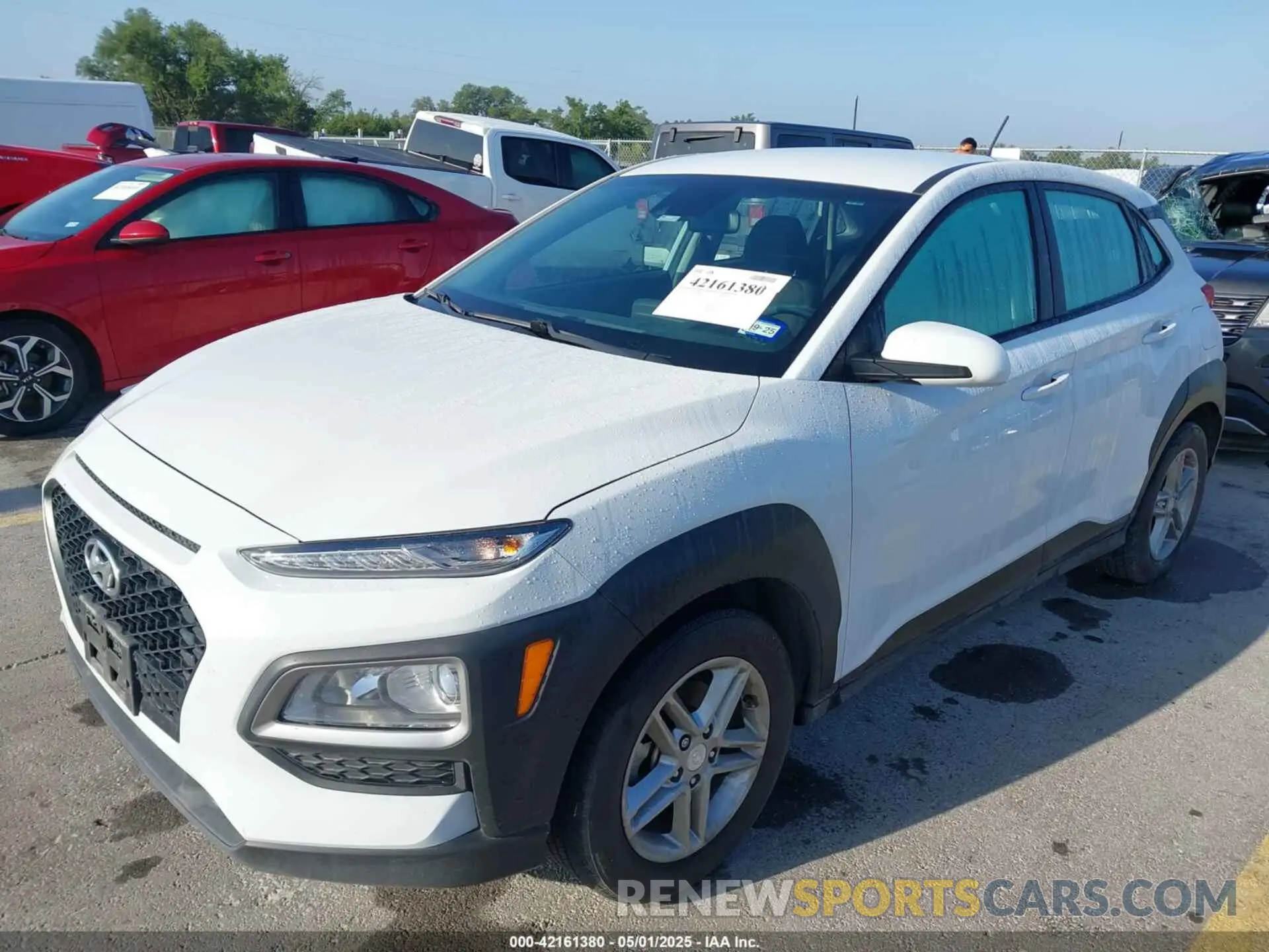 2 Photograph of a damaged car KM8K12AA7LU441738 HYUNDAI KONA 2020