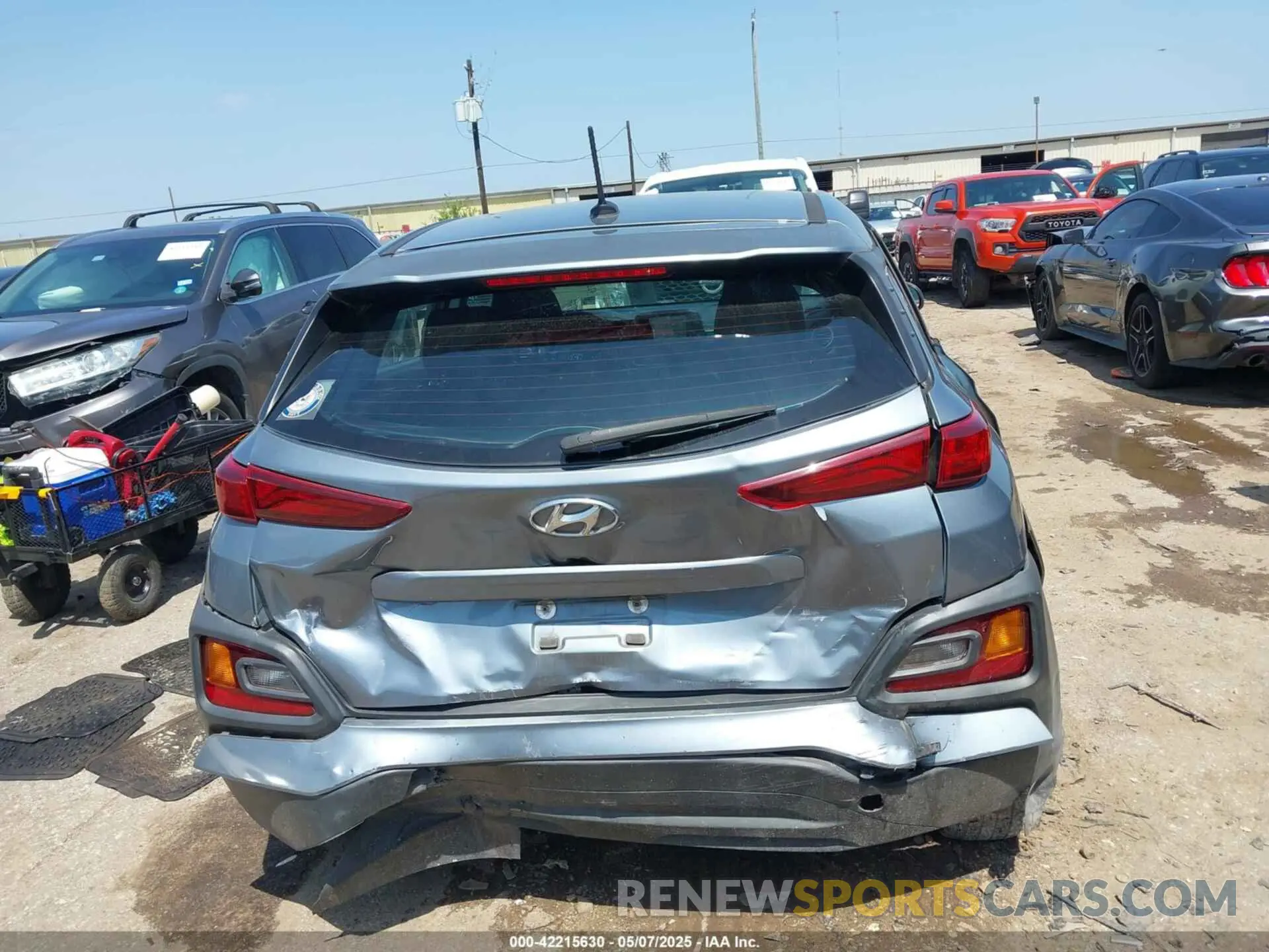16 Photograph of a damaged car KM8K12AA8LU436094 HYUNDAI KONA 2020