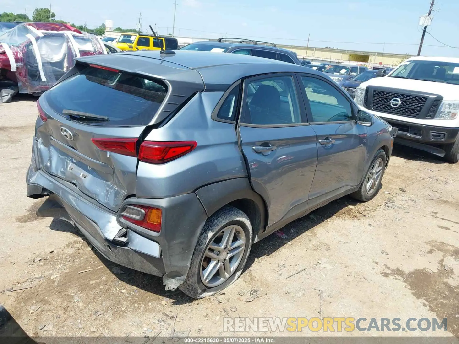 4 Photograph of a damaged car KM8K12AA8LU436094 HYUNDAI KONA 2020