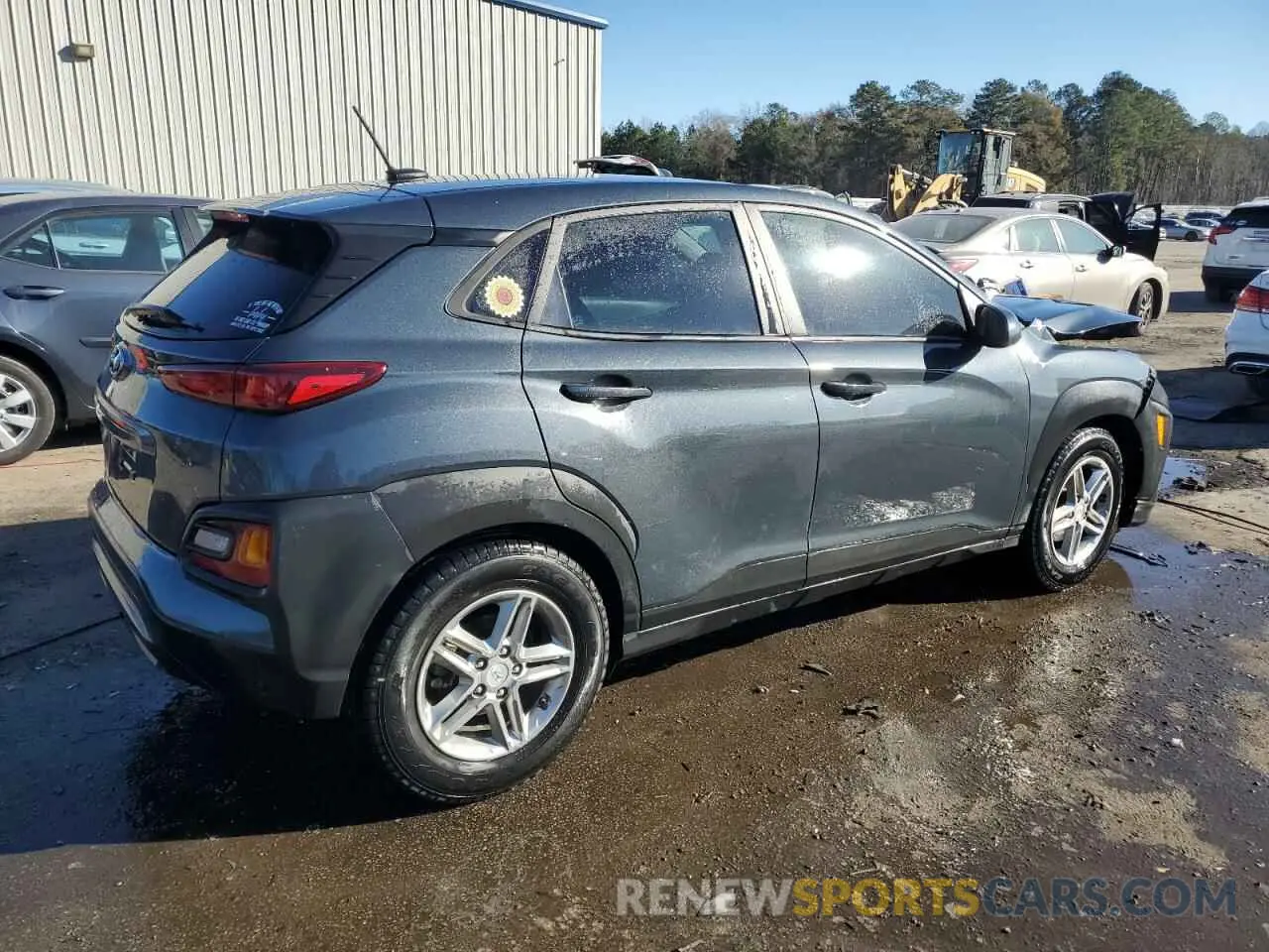3 Photograph of a damaged car KM8K12AA8LU512882 HYUNDAI KONA 2020