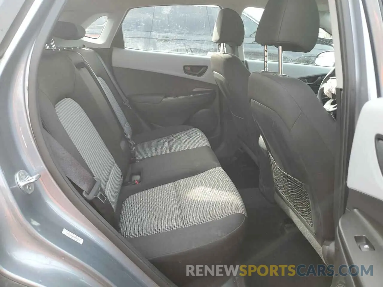 11 Photograph of a damaged car KM8K12AA8LU559216 HYUNDAI KONA 2020