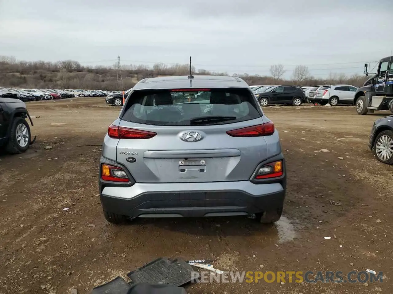 6 Photograph of a damaged car KM8K12AA8LU559216 HYUNDAI KONA 2020