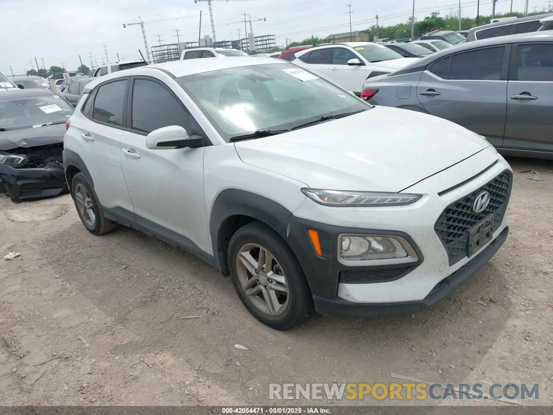 1 Photograph of a damaged car KM8K12AA8LU572077 HYUNDAI KONA 2020