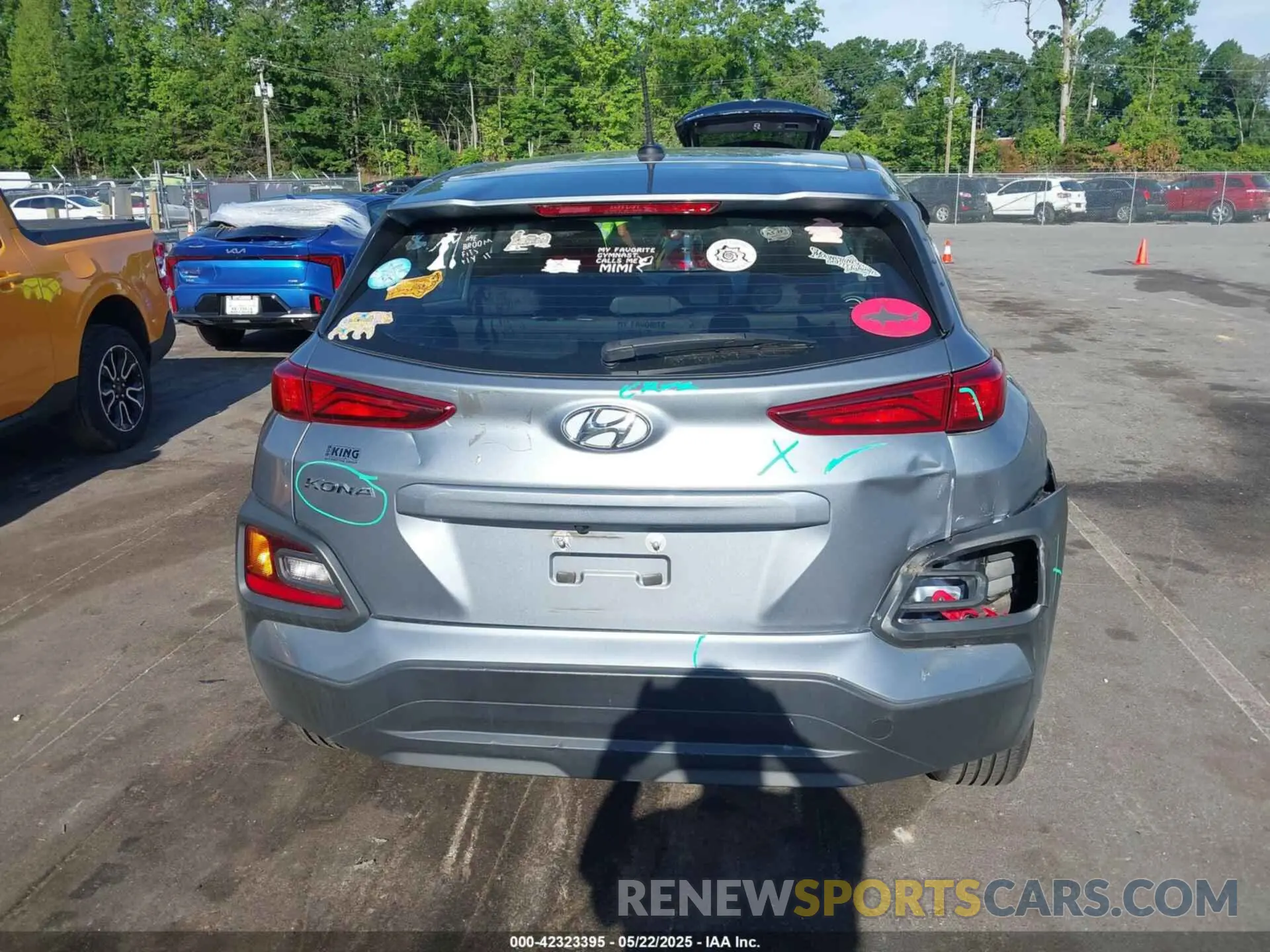 16 Photograph of a damaged car KM8K12AA9LU518187 HYUNDAI KONA 2020
