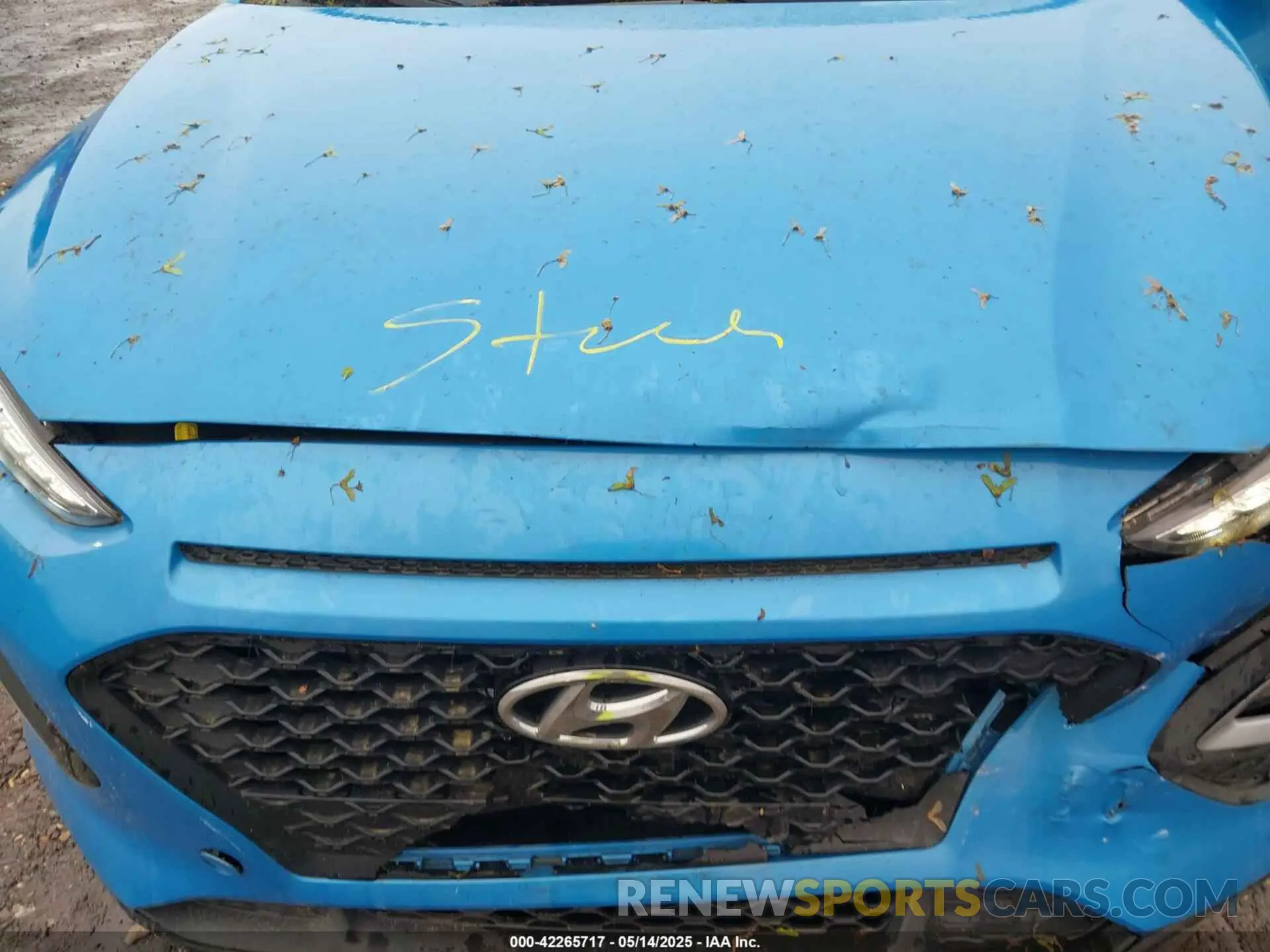 10 Photograph of a damaged car KM8K12AAXLU445542 HYUNDAI KONA 2020