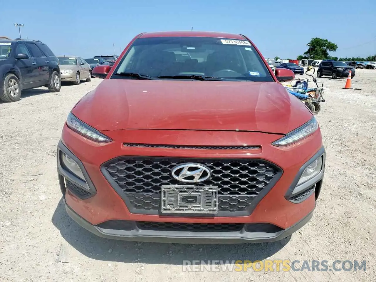 5 Photograph of a damaged car KM8K12AAXLU497110 HYUNDAI KONA 2020