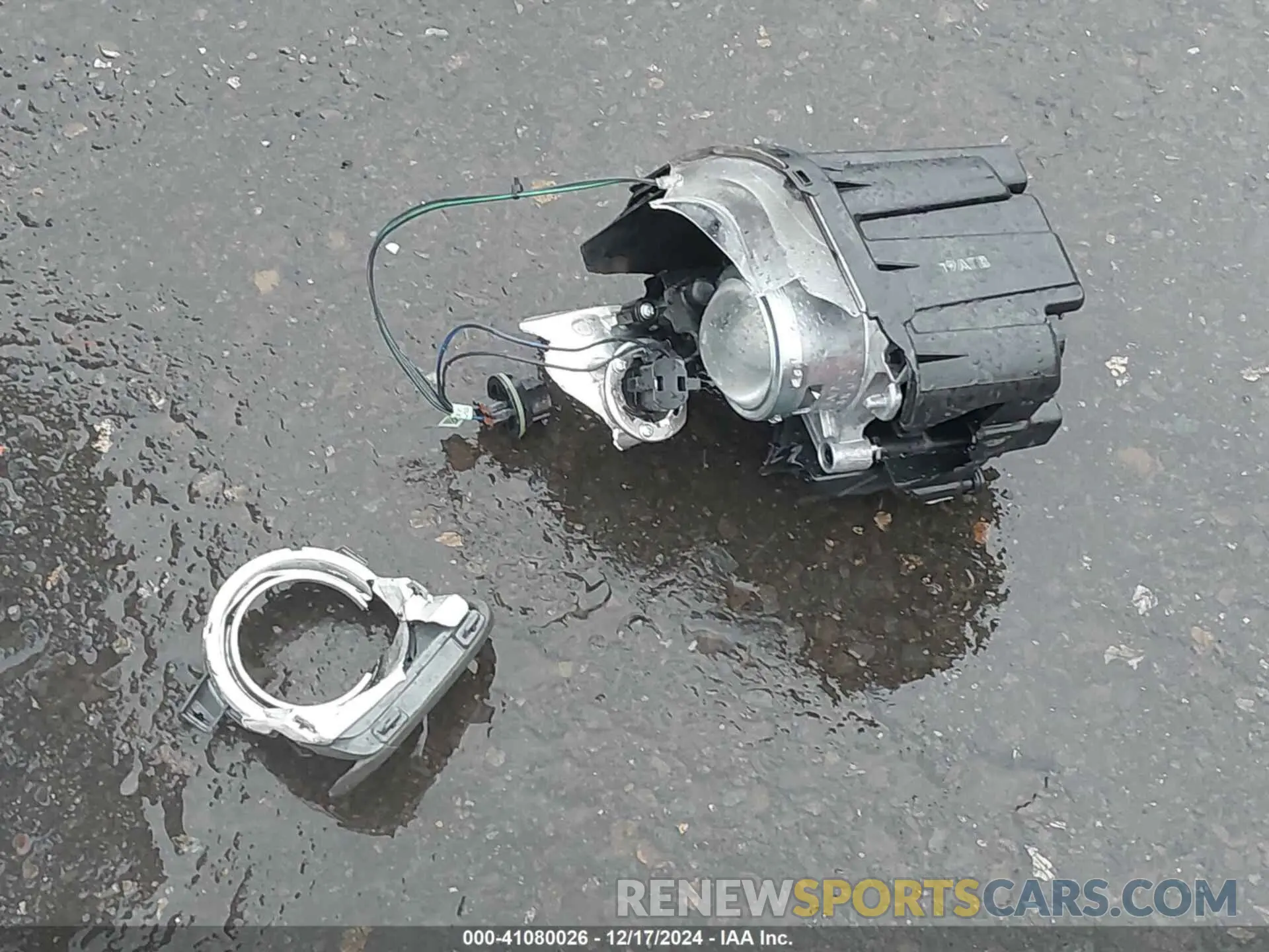 12 Photograph of a damaged car KM8K1CAA0LU493220 HYUNDAI KONA 2020