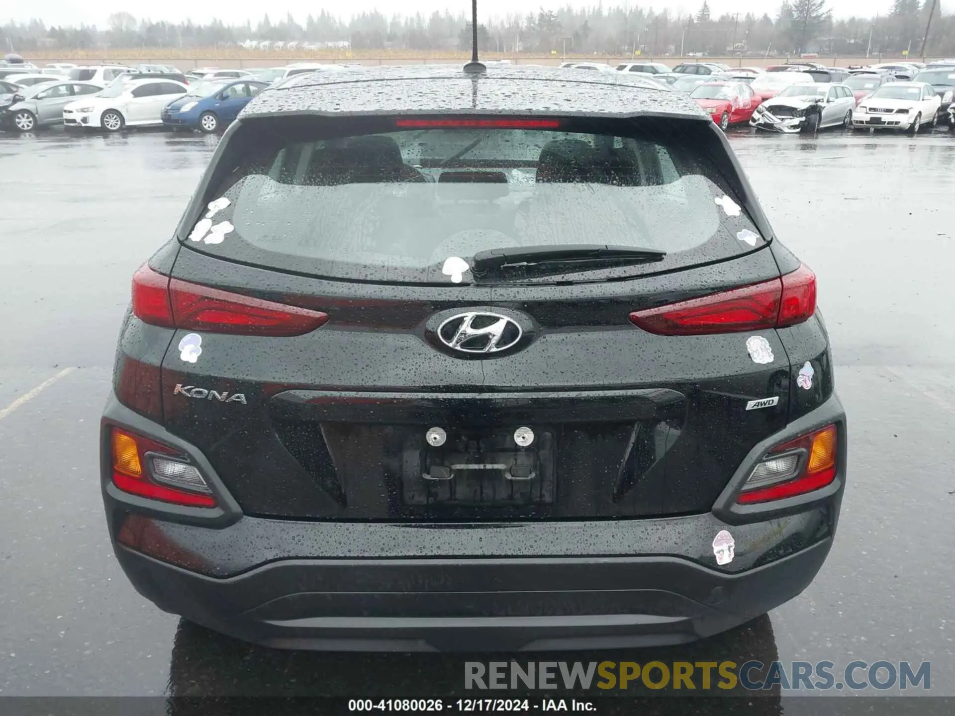 17 Photograph of a damaged car KM8K1CAA0LU493220 HYUNDAI KONA 2020