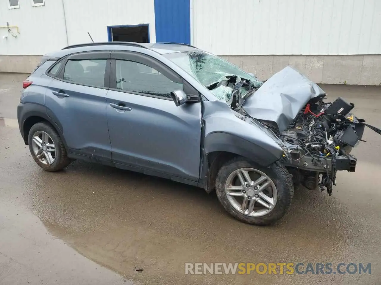 4 Photograph of a damaged car KM8K1CAA1LU404318 HYUNDAI KONA 2020