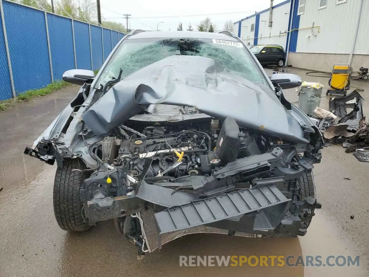 5 Photograph of a damaged car KM8K1CAA1LU404318 HYUNDAI KONA 2020