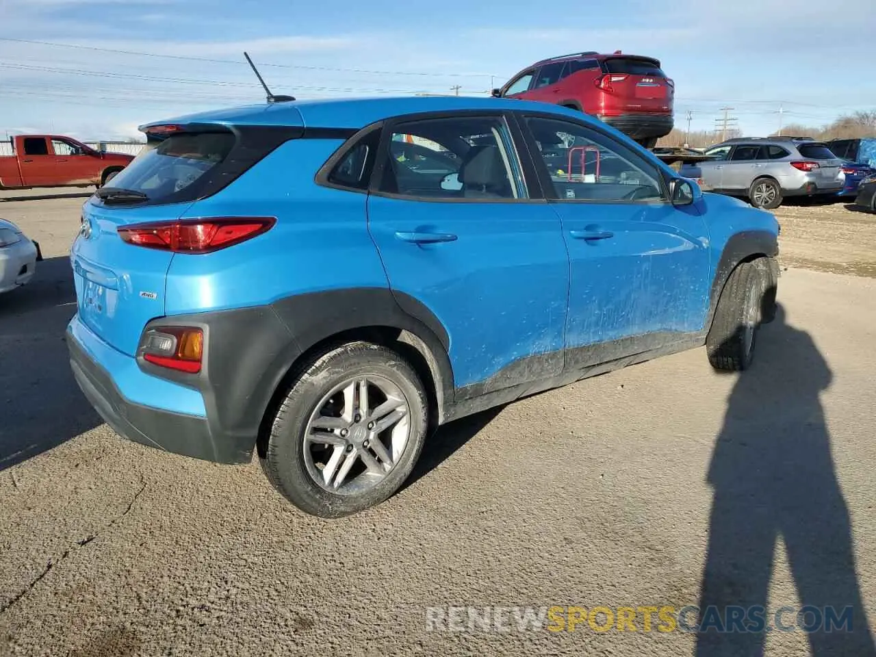 3 Photograph of a damaged car KM8K1CAA2LU480257 HYUNDAI KONA 2020