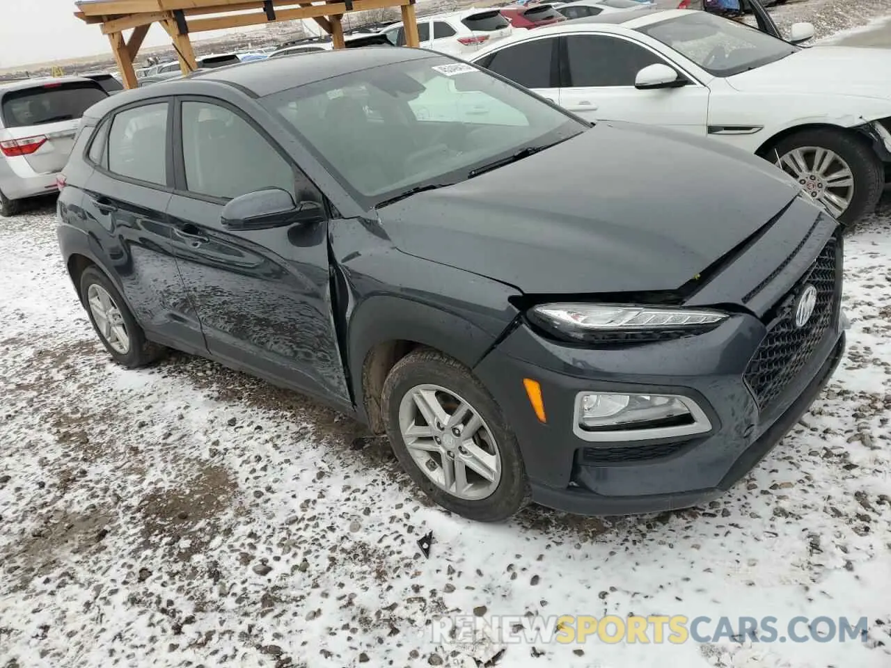 4 Photograph of a damaged car KM8K1CAA2LU493820 HYUNDAI KONA 2020