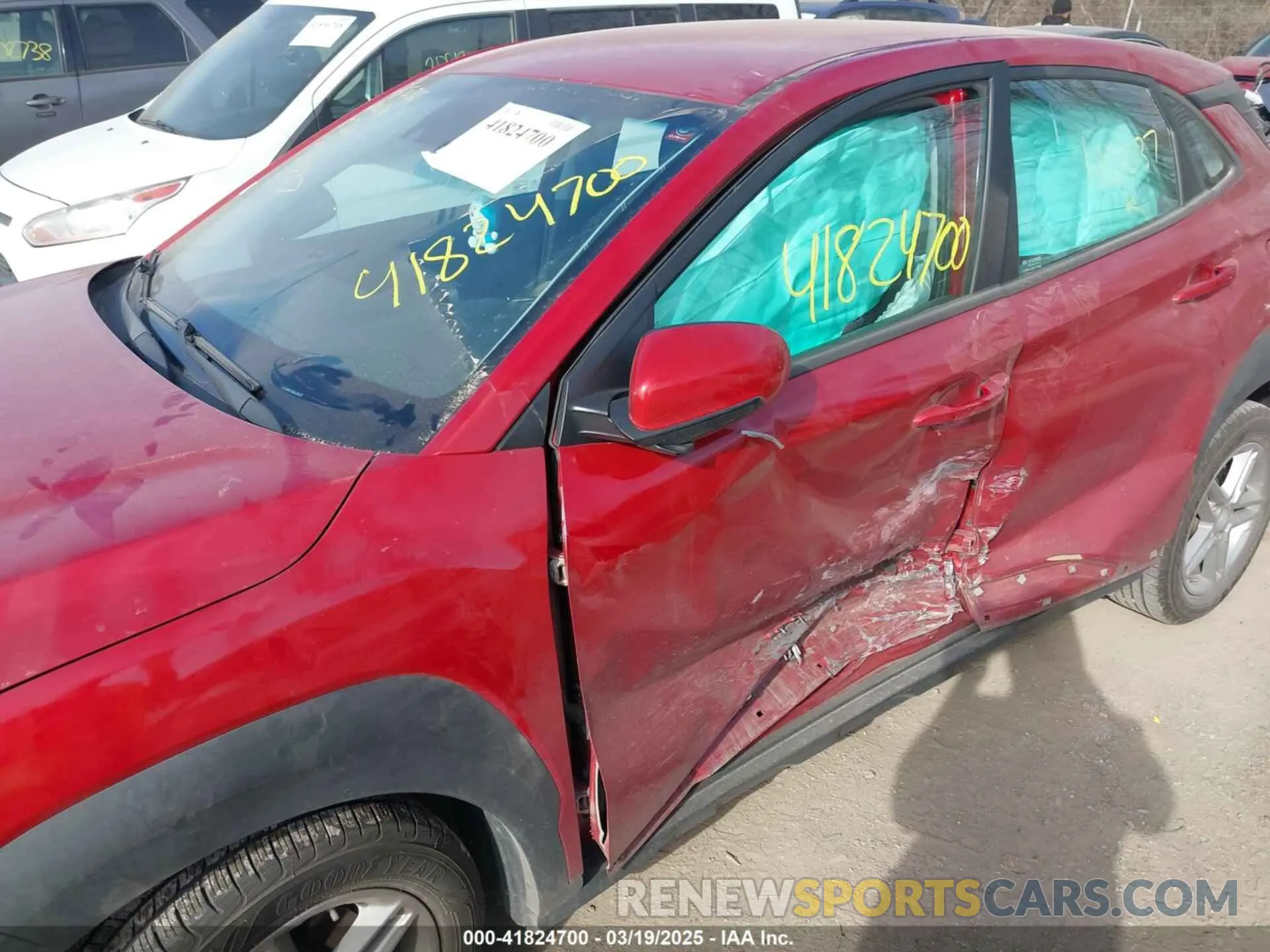 6 Photograph of a damaged car KM8K1CAA3LU461037 HYUNDAI KONA 2020