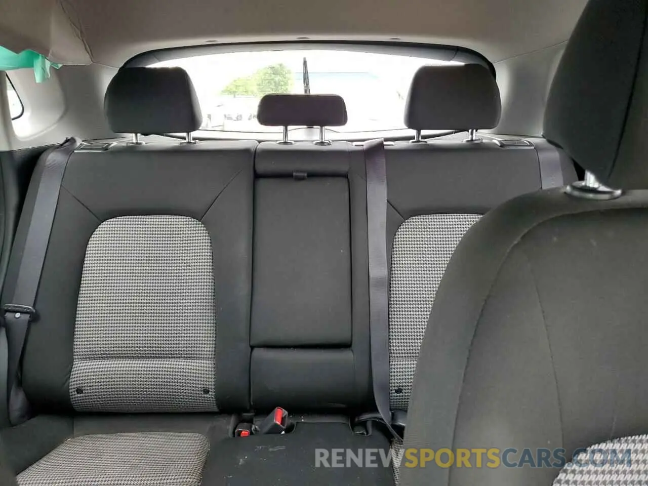 10 Photograph of a damaged car KM8K1CAA4LU415099 HYUNDAI KONA 2020