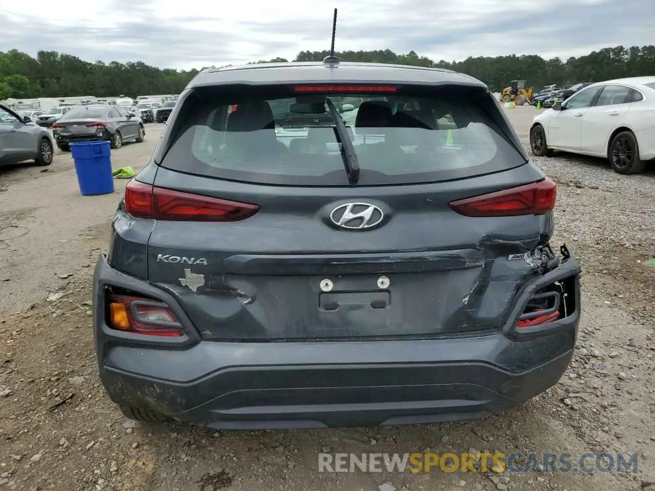 6 Photograph of a damaged car KM8K1CAA4LU415099 HYUNDAI KONA 2020