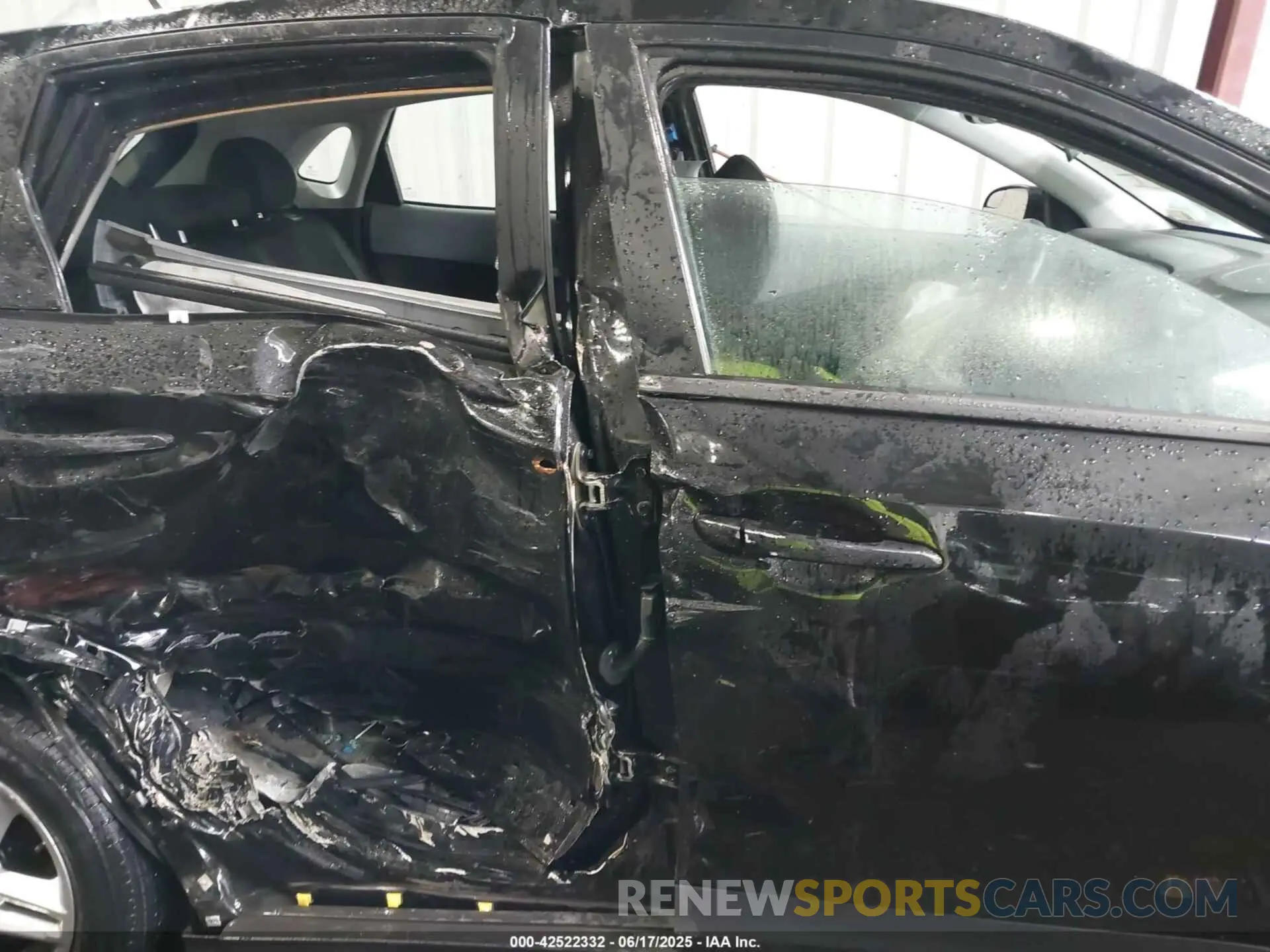 12 Photograph of a damaged car KM8K1CAA5LU416052 HYUNDAI KONA 2020
