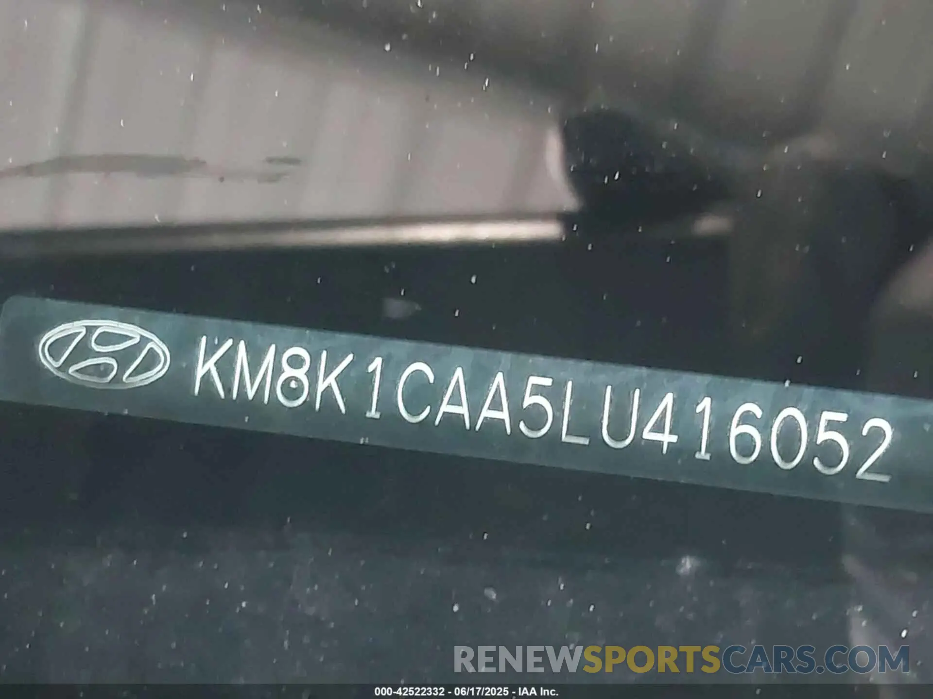 9 Photograph of a damaged car KM8K1CAA5LU416052 HYUNDAI KONA 2020