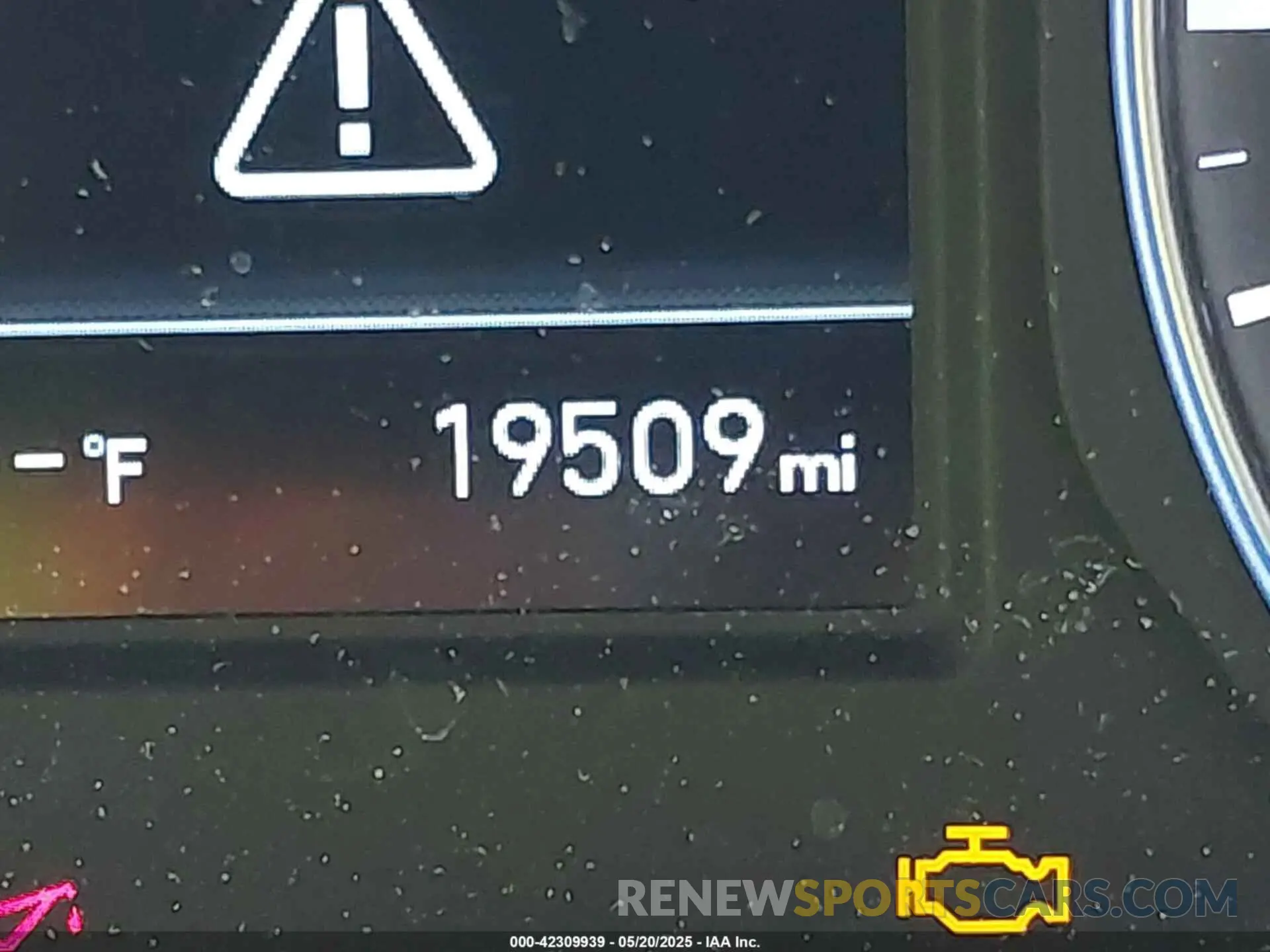 15 Photograph of a damaged car KM8K1CAA6LU486059 HYUNDAI KONA 2020