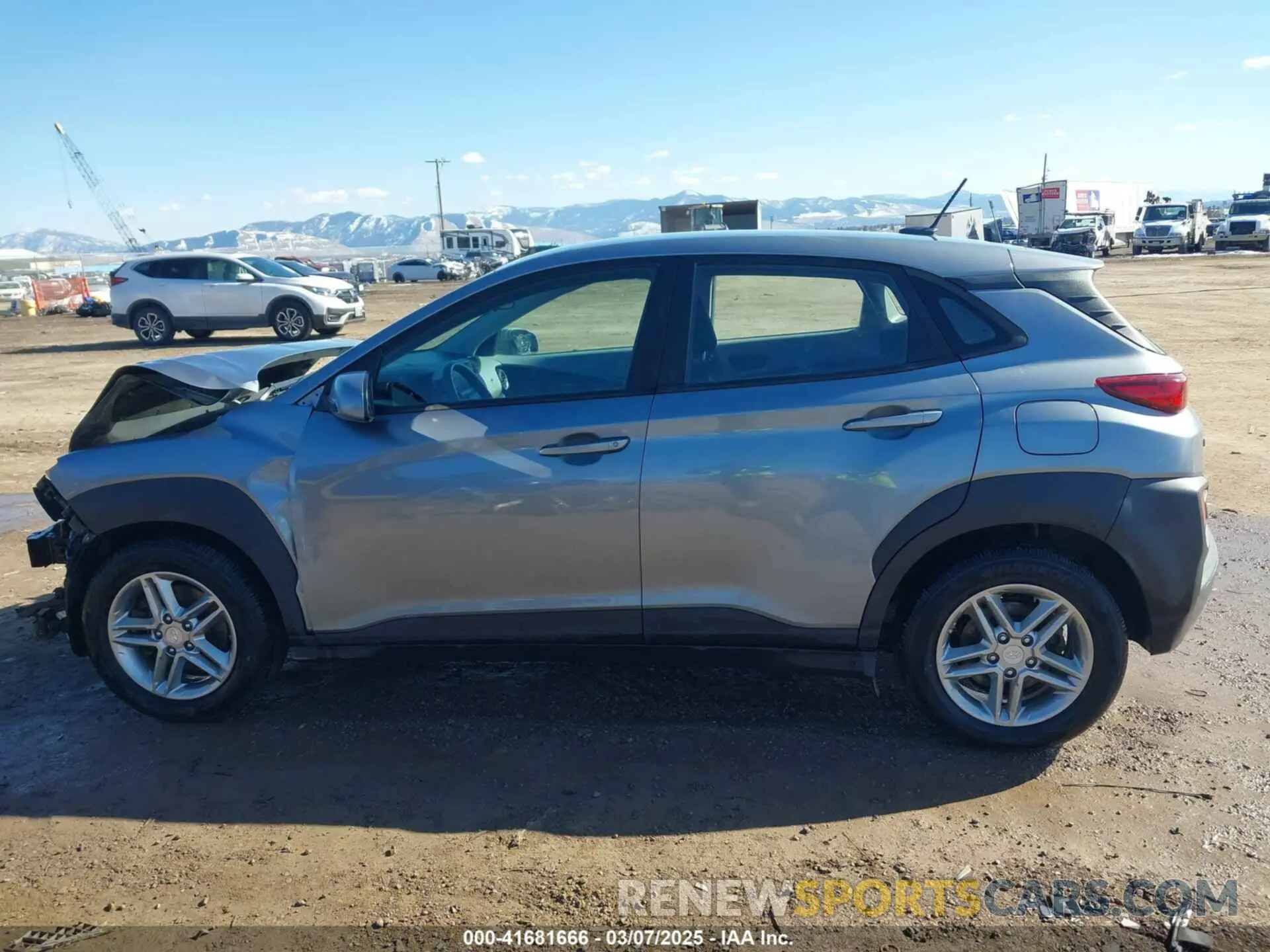15 Photograph of a damaged car KM8K1CAA6LU585402 HYUNDAI KONA 2020