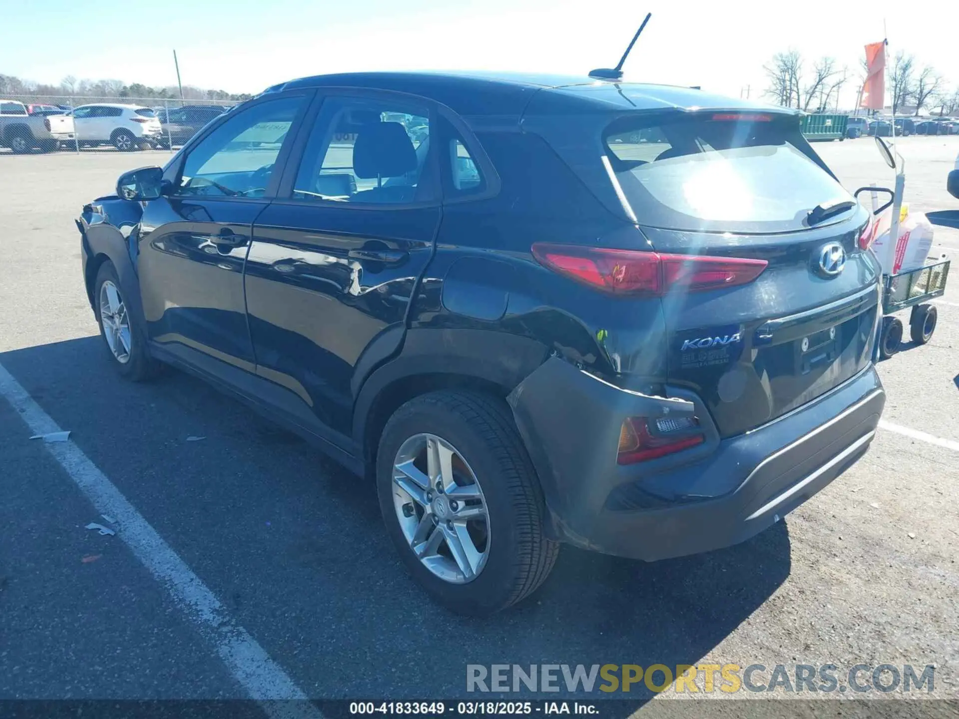 3 Photograph of a damaged car KM8K1CAA7LU488743 HYUNDAI KONA 2020