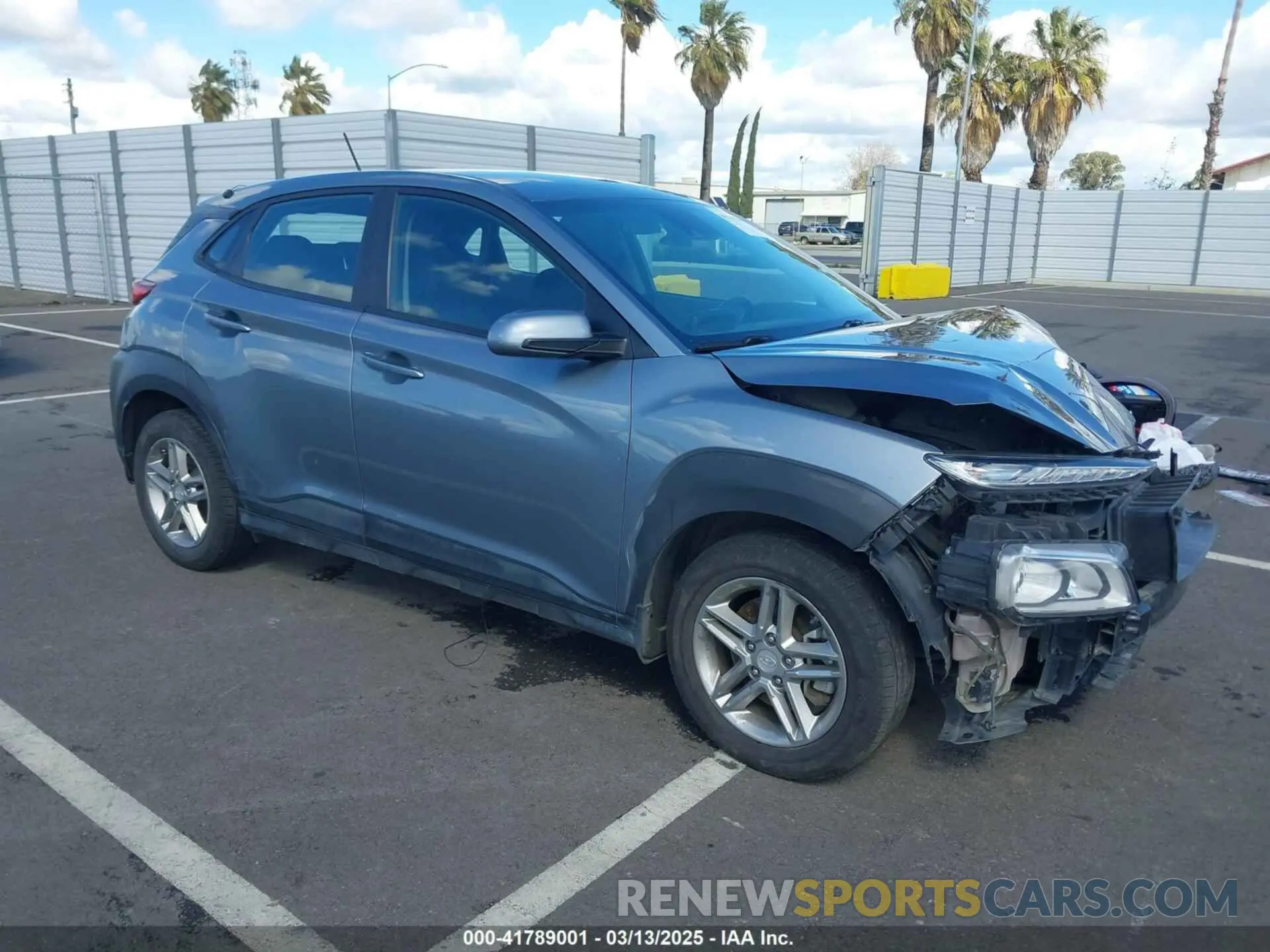 1 Photograph of a damaged car KM8K1CAA7LU591838 HYUNDAI KONA 2020