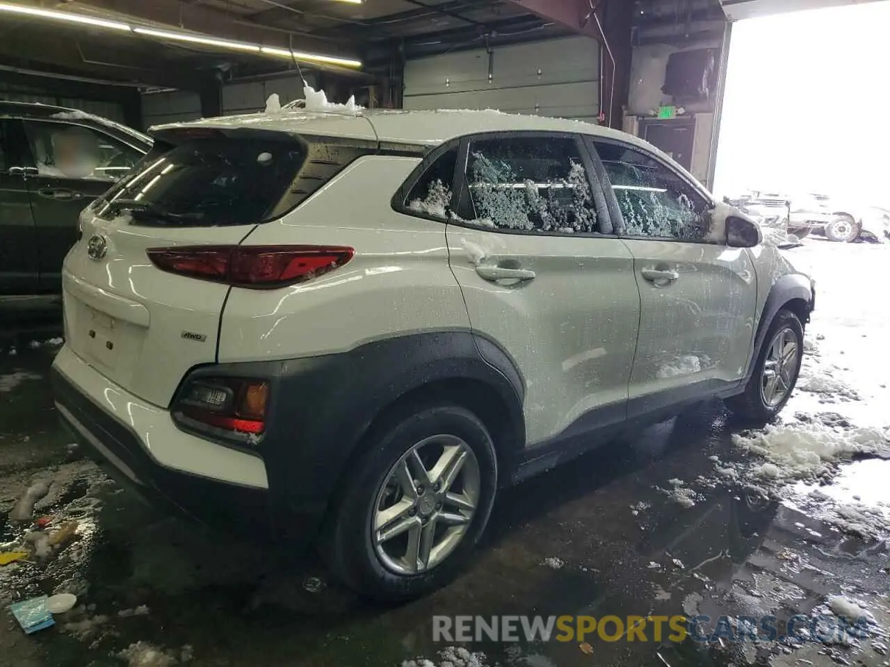 3 Photograph of a damaged car KM8K1CAA8LU399263 HYUNDAI KONA 2020