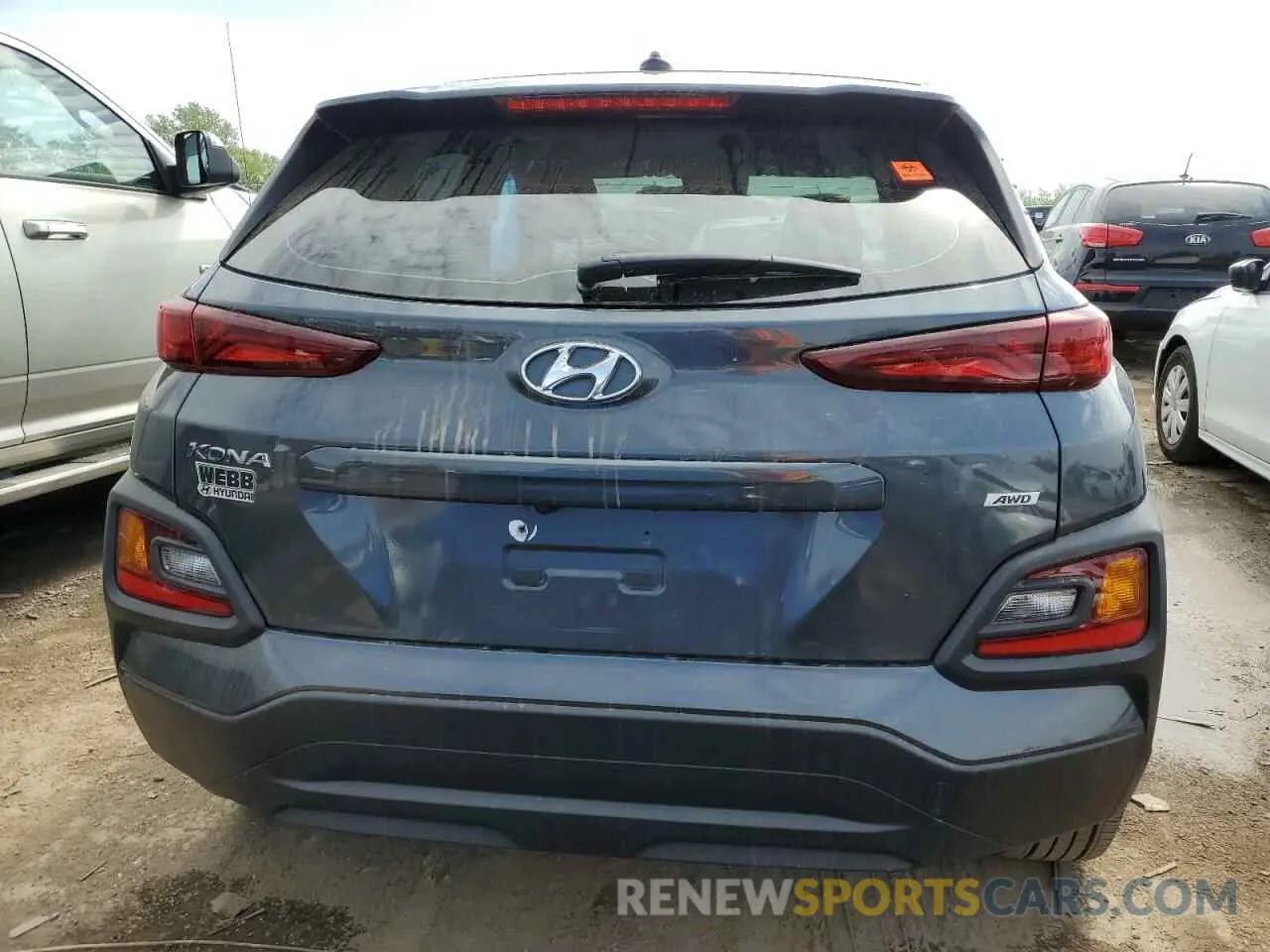 6 Photograph of a damaged car KM8K1CAA8LU427983 HYUNDAI KONA 2020