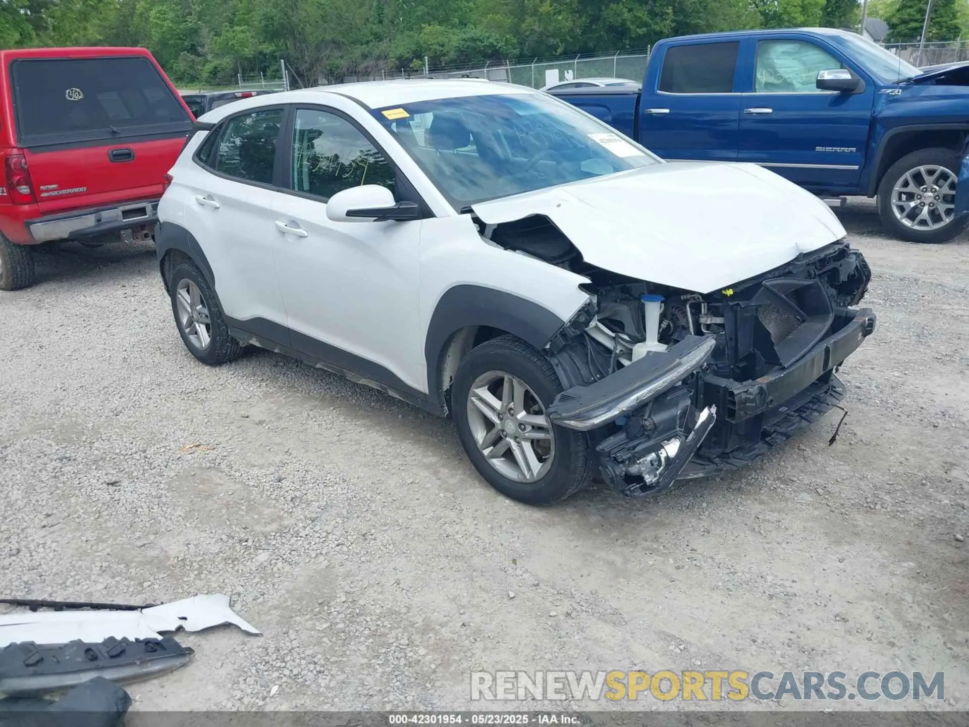 1 Photograph of a damaged car KM8K1CAA8LU443892 HYUNDAI KONA 2020