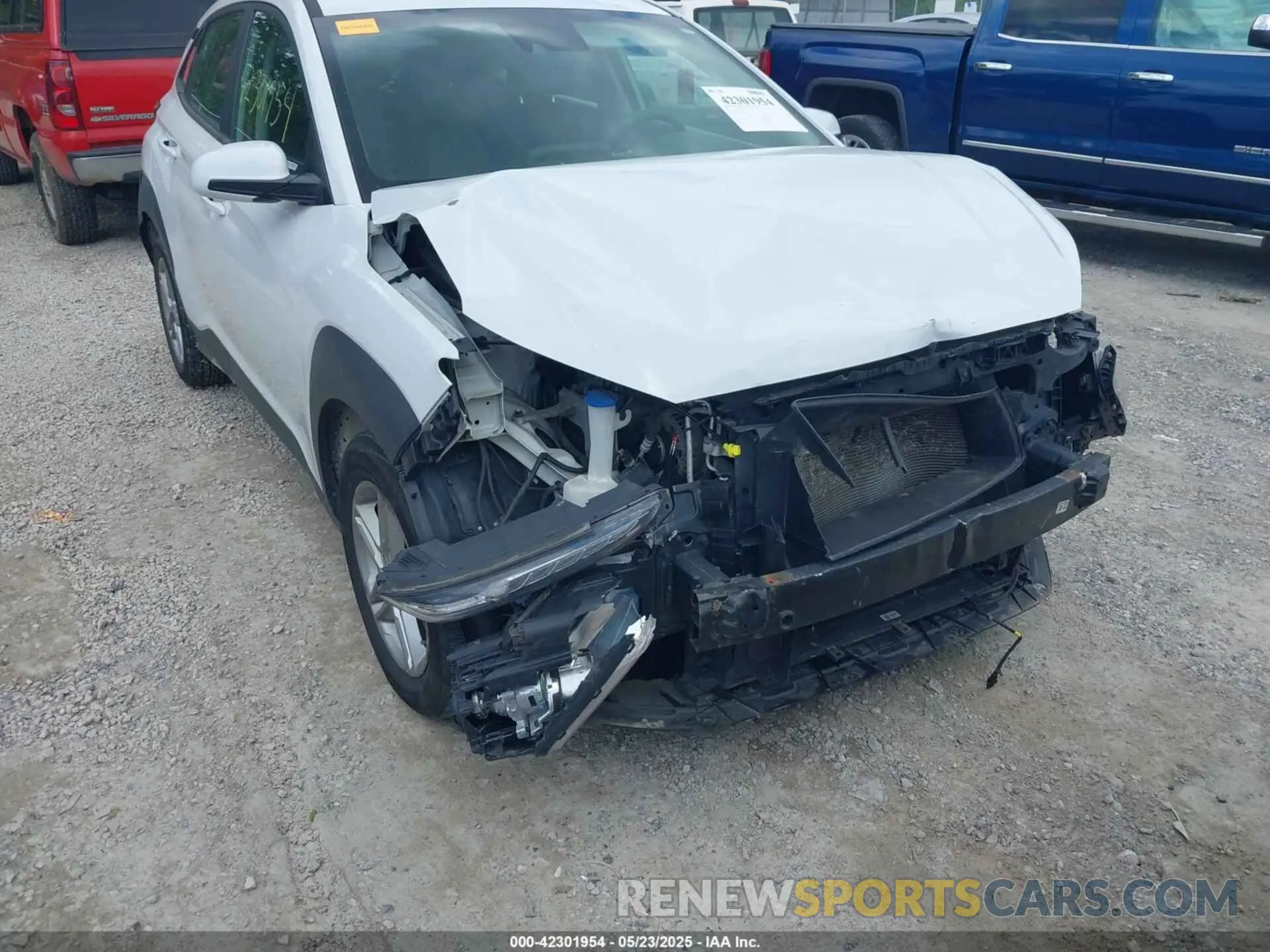 19 Photograph of a damaged car KM8K1CAA8LU443892 HYUNDAI KONA 2020