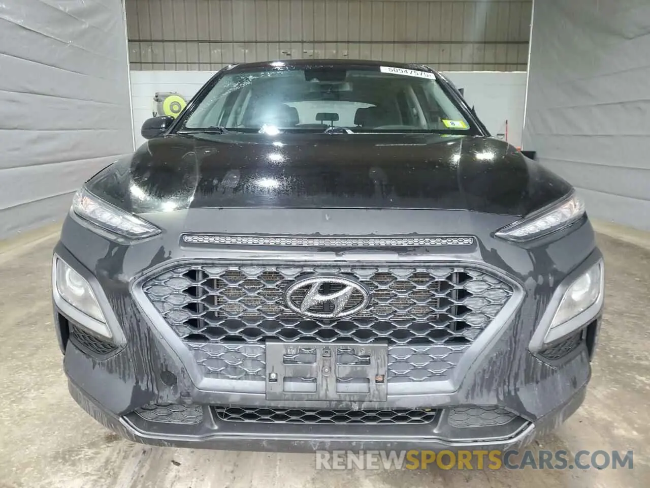 5 Photograph of a damaged car KM8K1CAA8LU472809 HYUNDAI KONA 2020