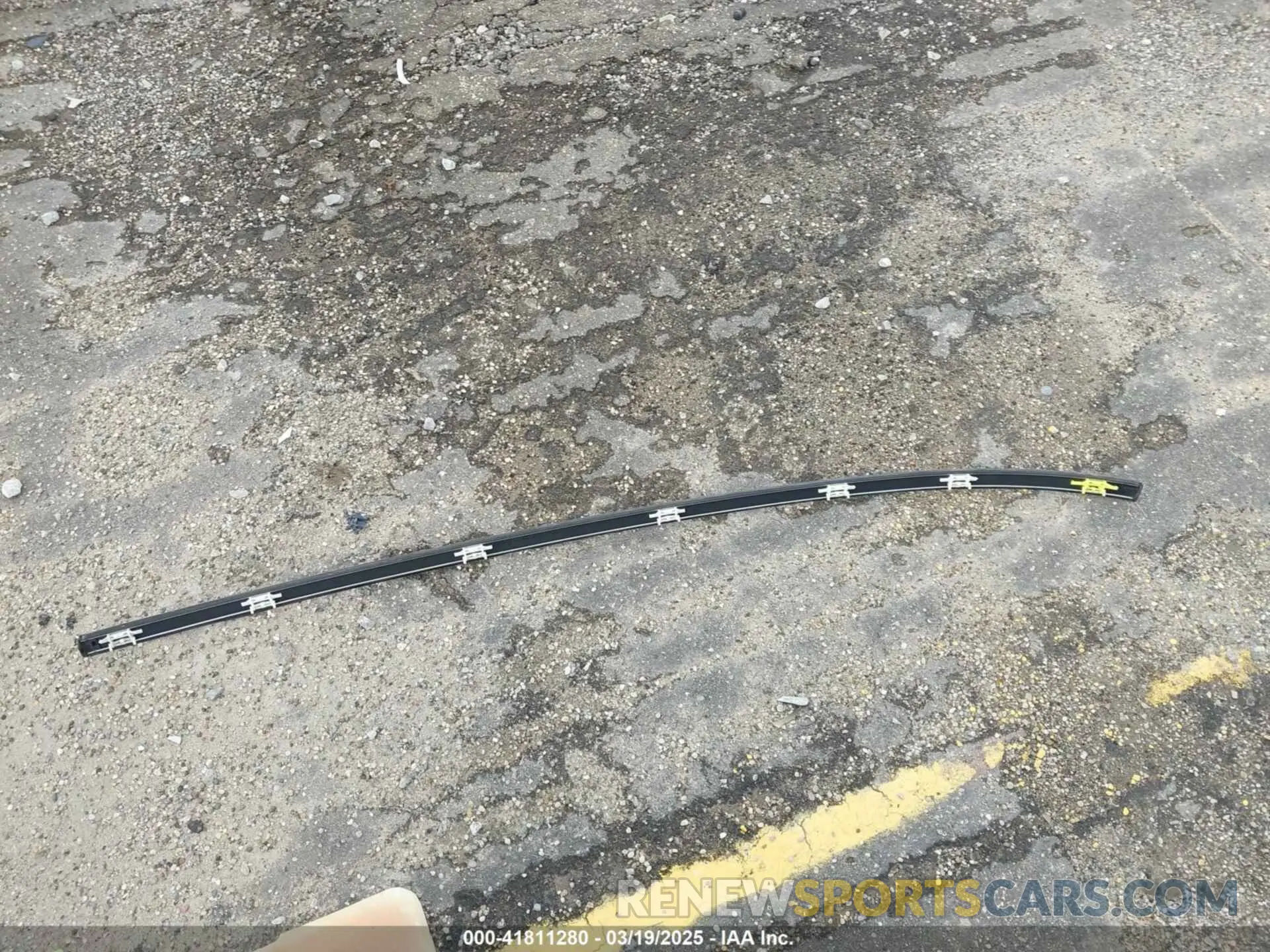 12 Photograph of a damaged car KM8K1CAA8LU506649 HYUNDAI KONA 2020