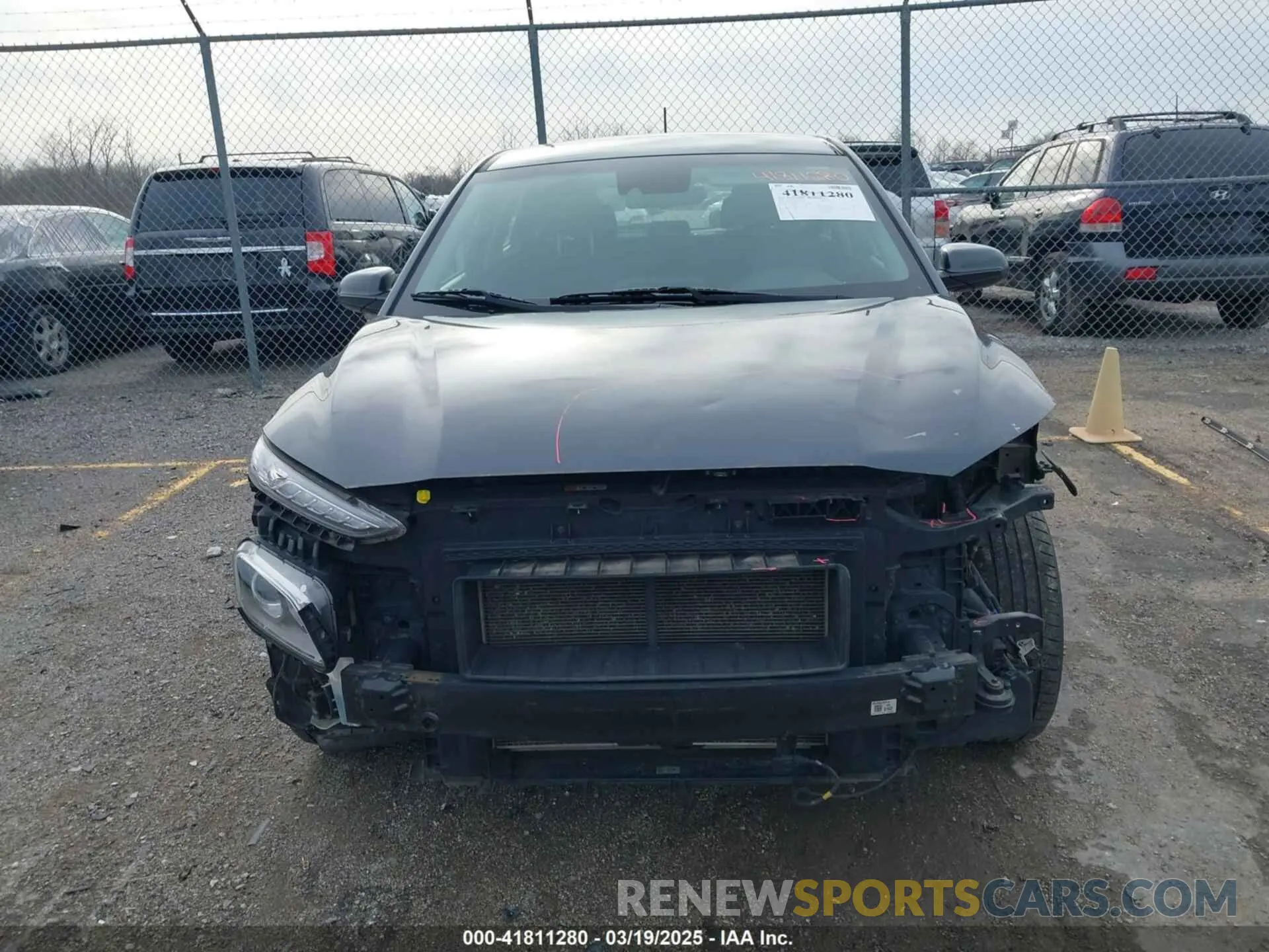 13 Photograph of a damaged car KM8K1CAA8LU506649 HYUNDAI KONA 2020