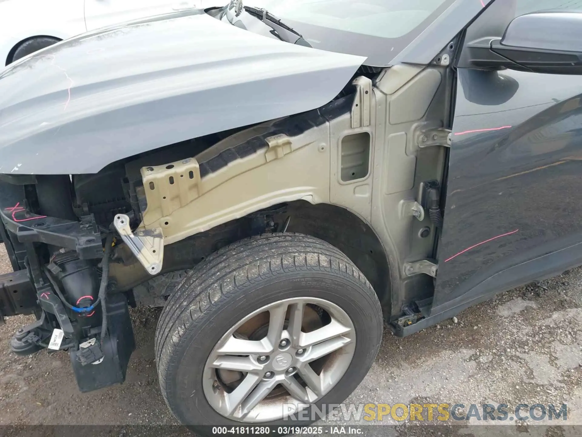 18 Photograph of a damaged car KM8K1CAA8LU506649 HYUNDAI KONA 2020