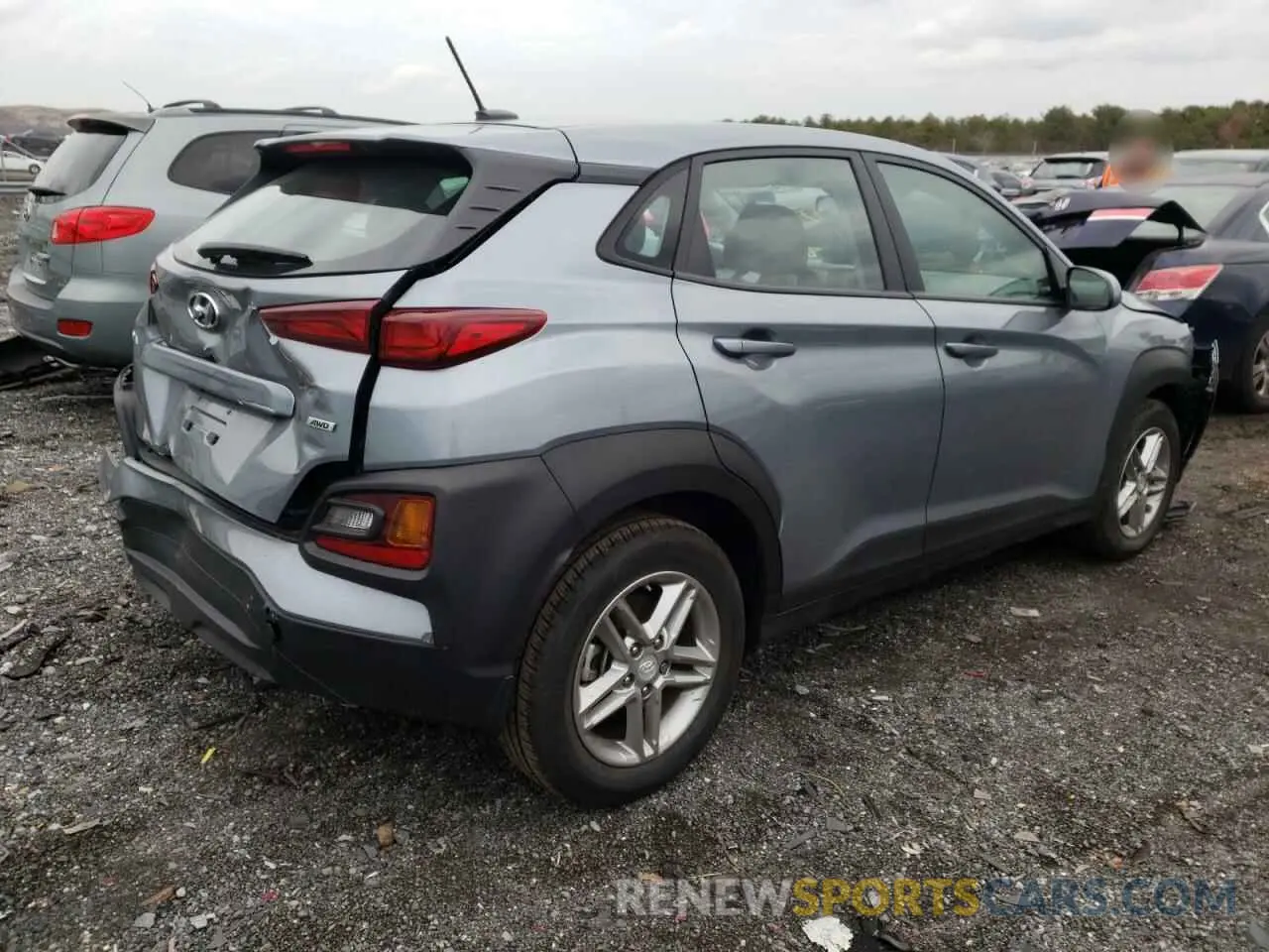 4 Photograph of a damaged car KM8K1CAA9LU538509 HYUNDAI KONA 2020