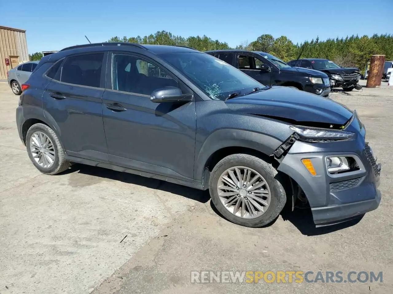 4 Photograph of a damaged car KM8K22AA2LU554316 HYUNDAI KONA 2020