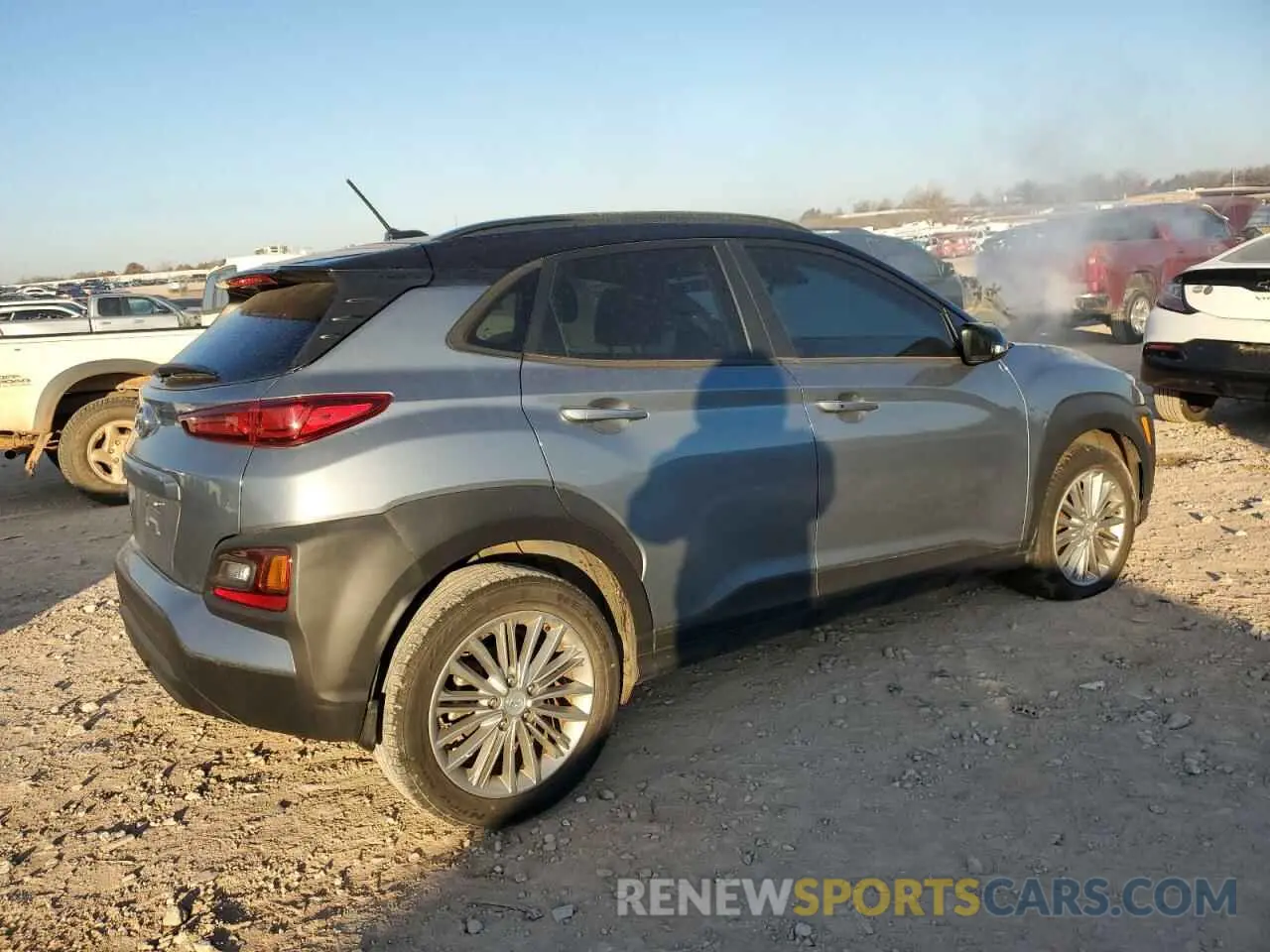3 Photograph of a damaged car KM8K22AA3LU475852 HYUNDAI KONA 2020