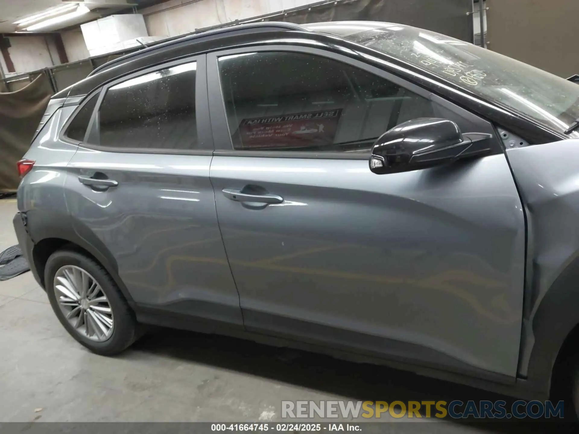 13 Photograph of a damaged car KM8K22AA5LU440441 HYUNDAI KONA 2020