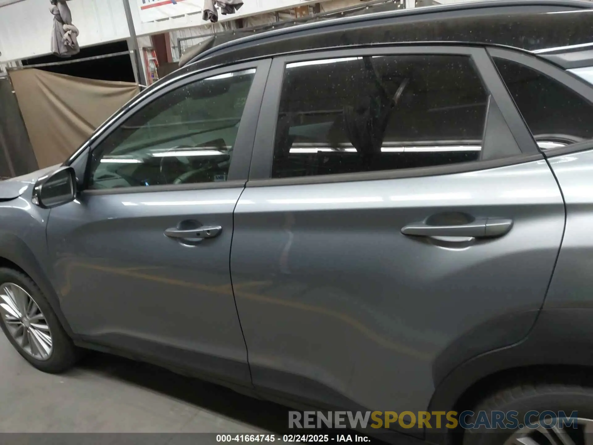 14 Photograph of a damaged car KM8K22AA5LU440441 HYUNDAI KONA 2020