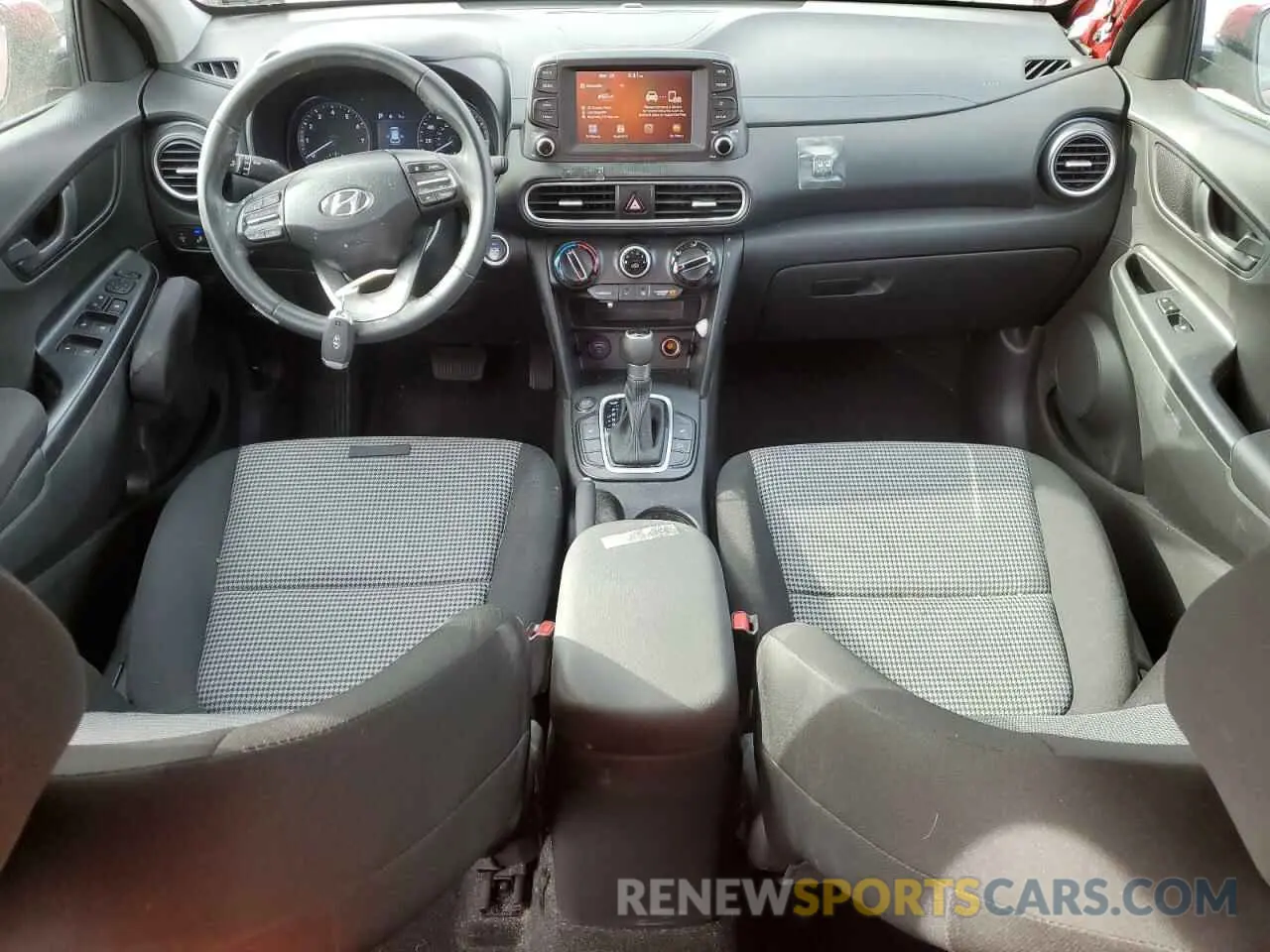 8 Photograph of a damaged car KM8K22AA5LU480681 HYUNDAI KONA 2020