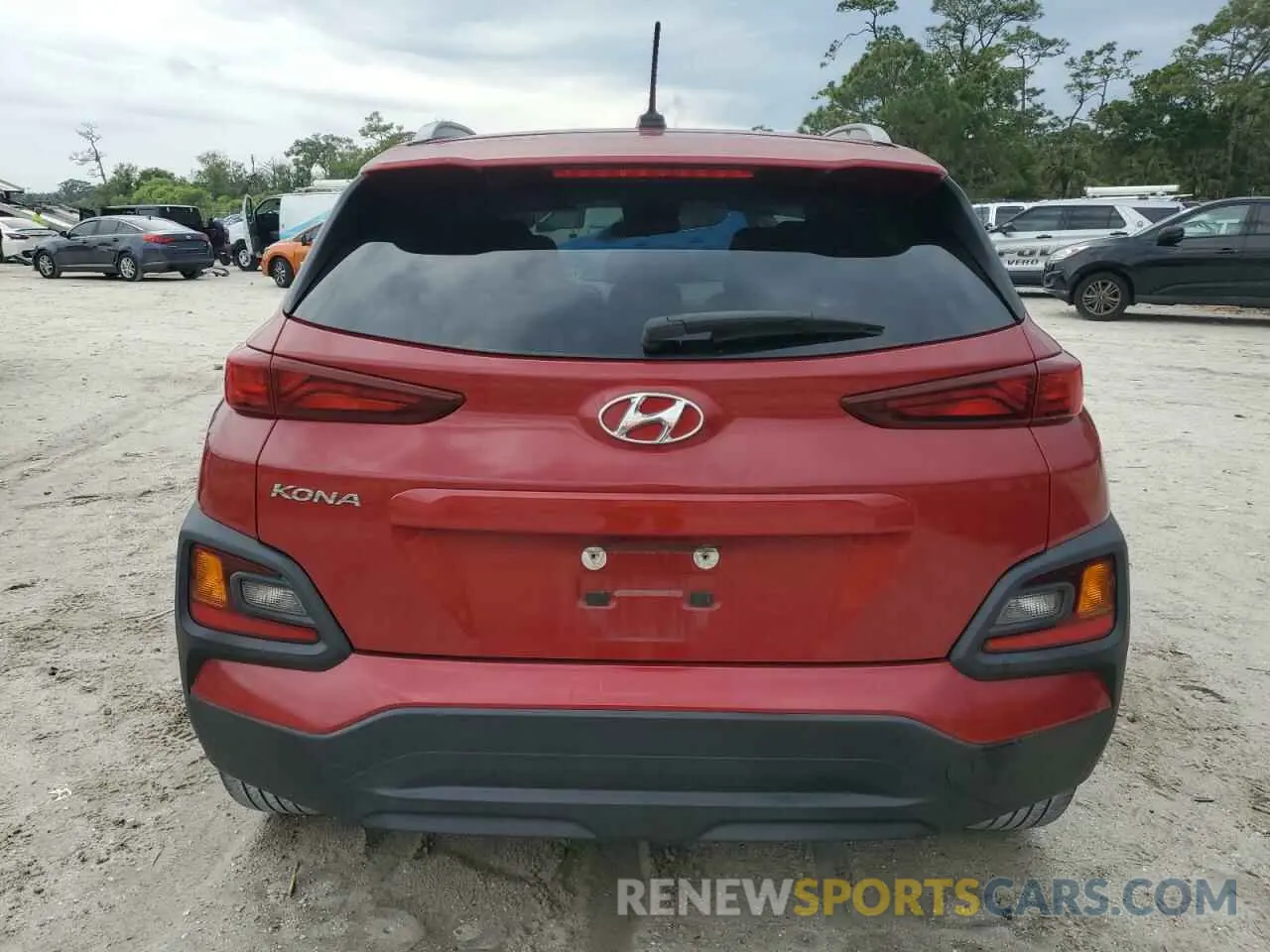 6 Photograph of a damaged car KM8K22AA6LU408775 HYUNDAI KONA 2020